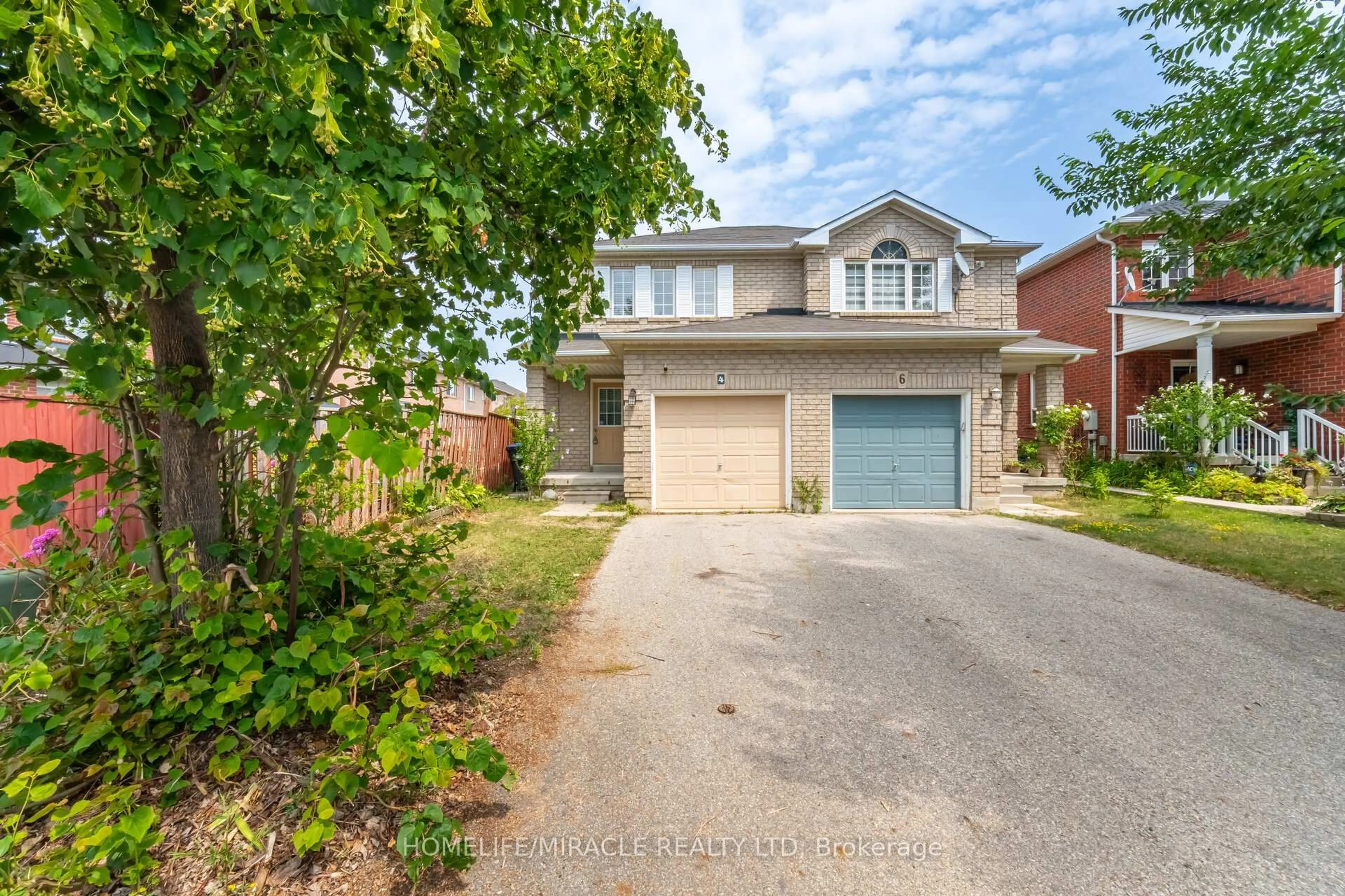 Home with brick exterior material, street for 4 Vauxhall Cres, Brampton Ontario L7A 3A3