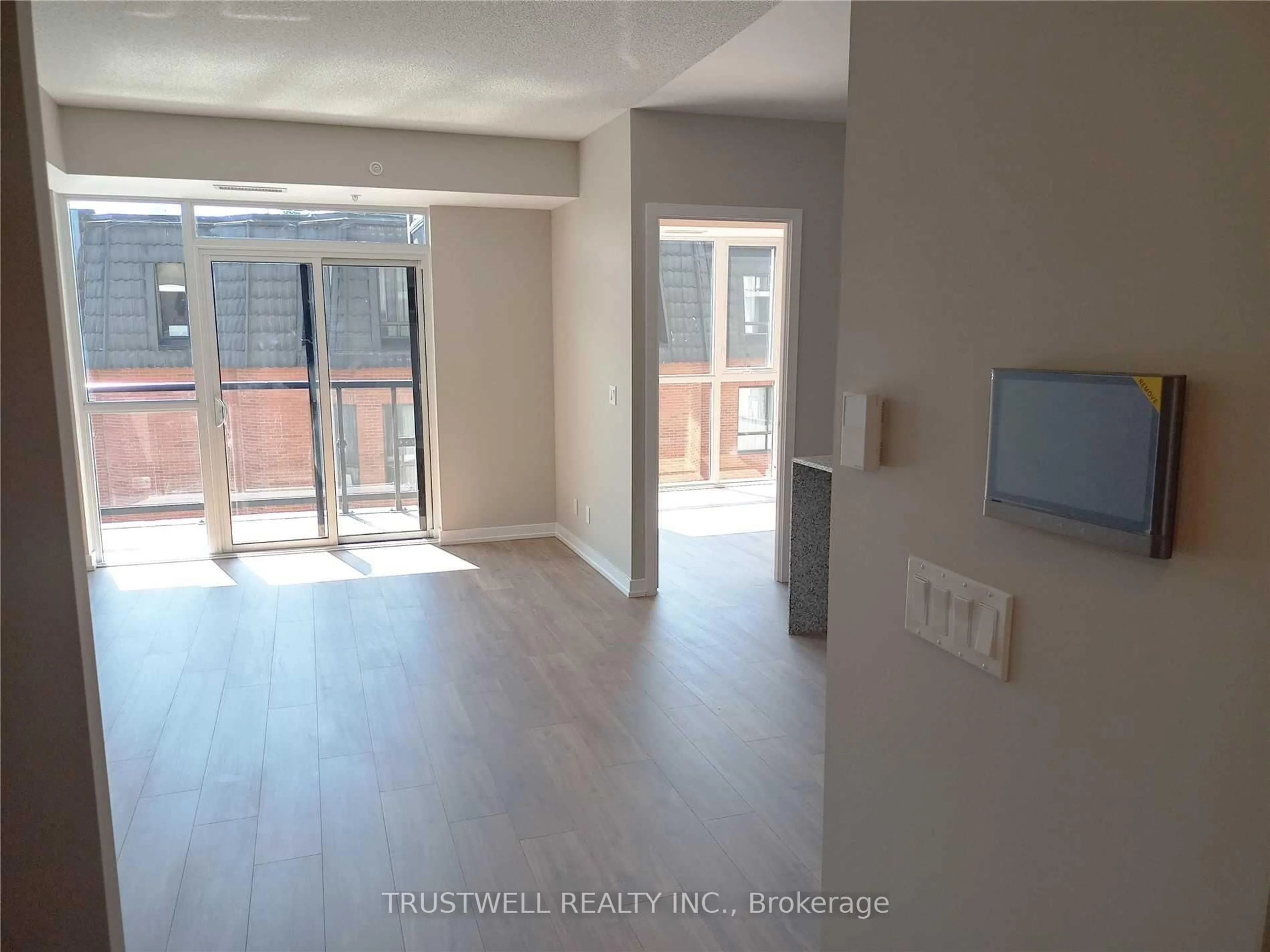 A pic of a room for 50 Ann St #317, Caledon Ontario L7E 1B9