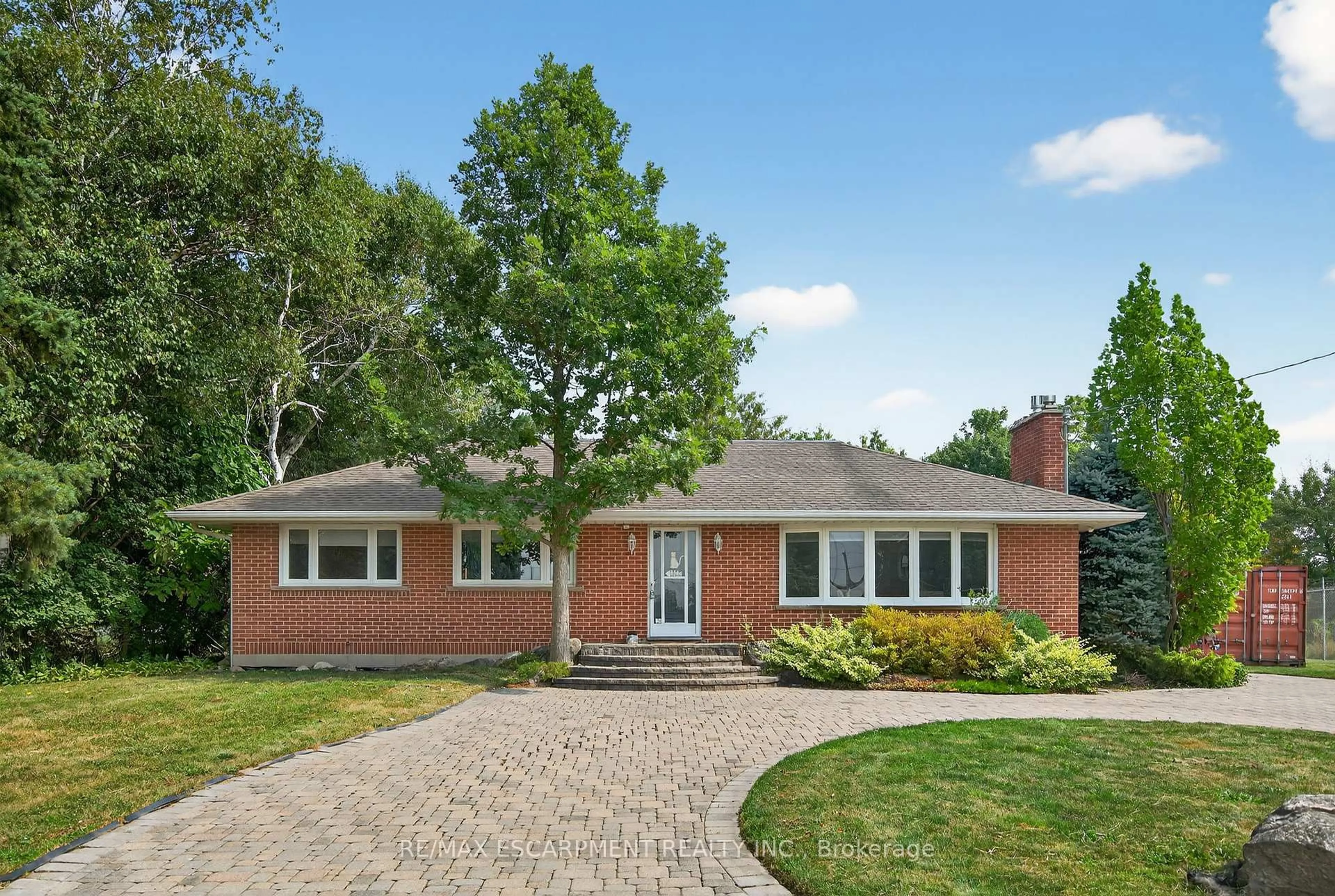 Home with brick exterior material, street for 9286 5 SIDE Rd, Milton Ontario L9T 7K8