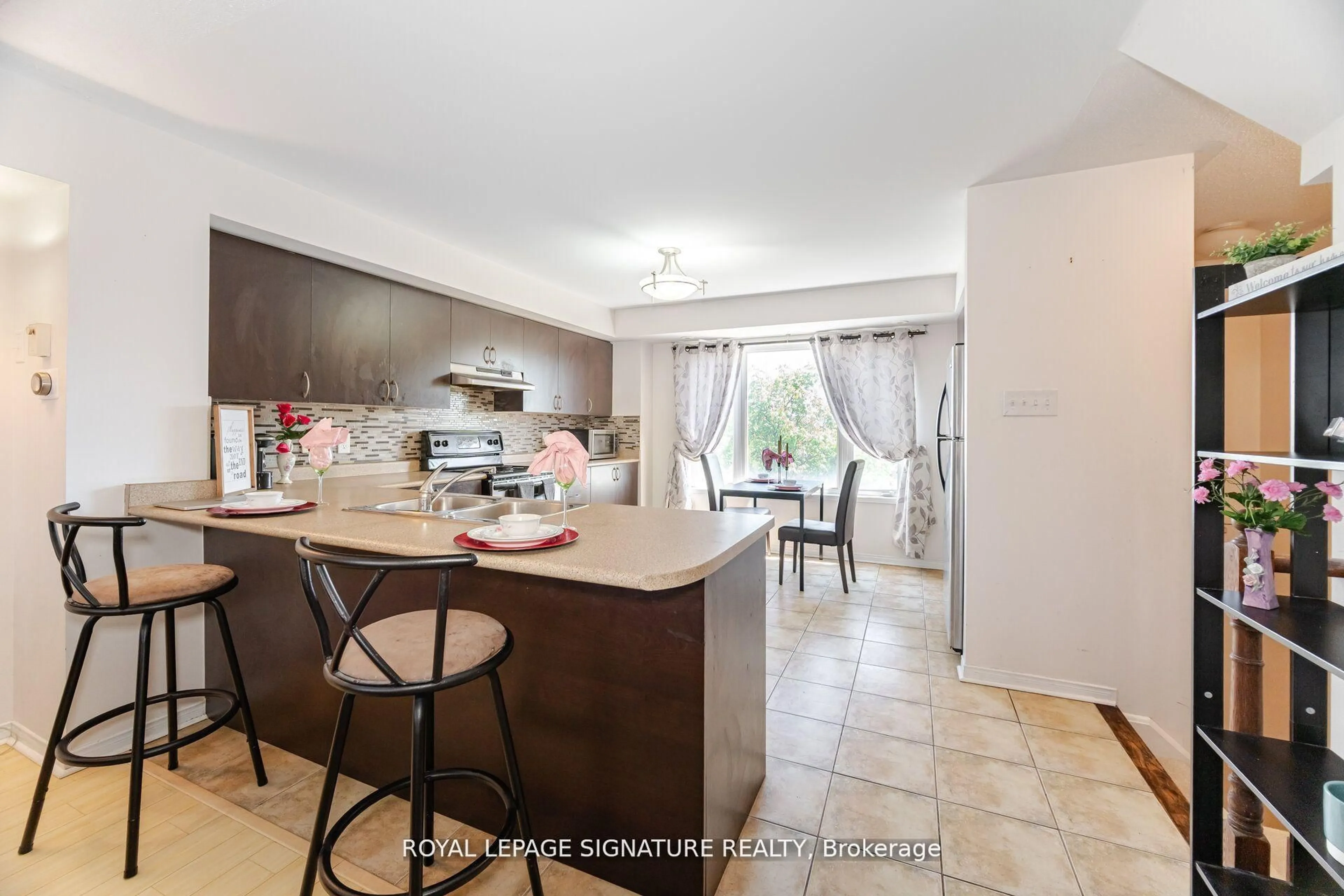 Open concept kitchen, ceramic/tile floor for 4855 Half Moon Grve #3, Mississauga Ontario L5M 8C7