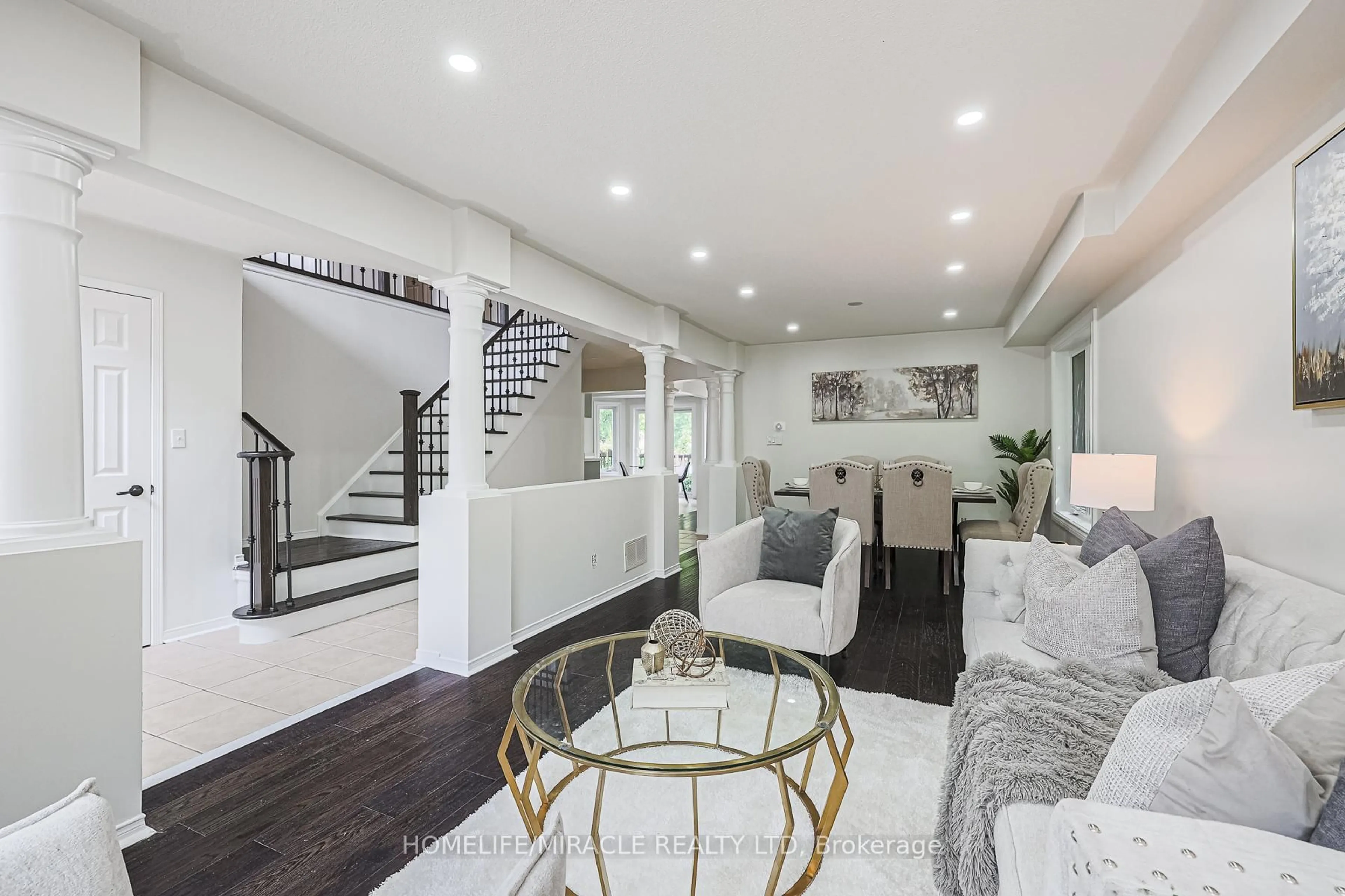Living room with furniture, unknown for 1204 Fox Cres, Milton Ontario L9T 6C5