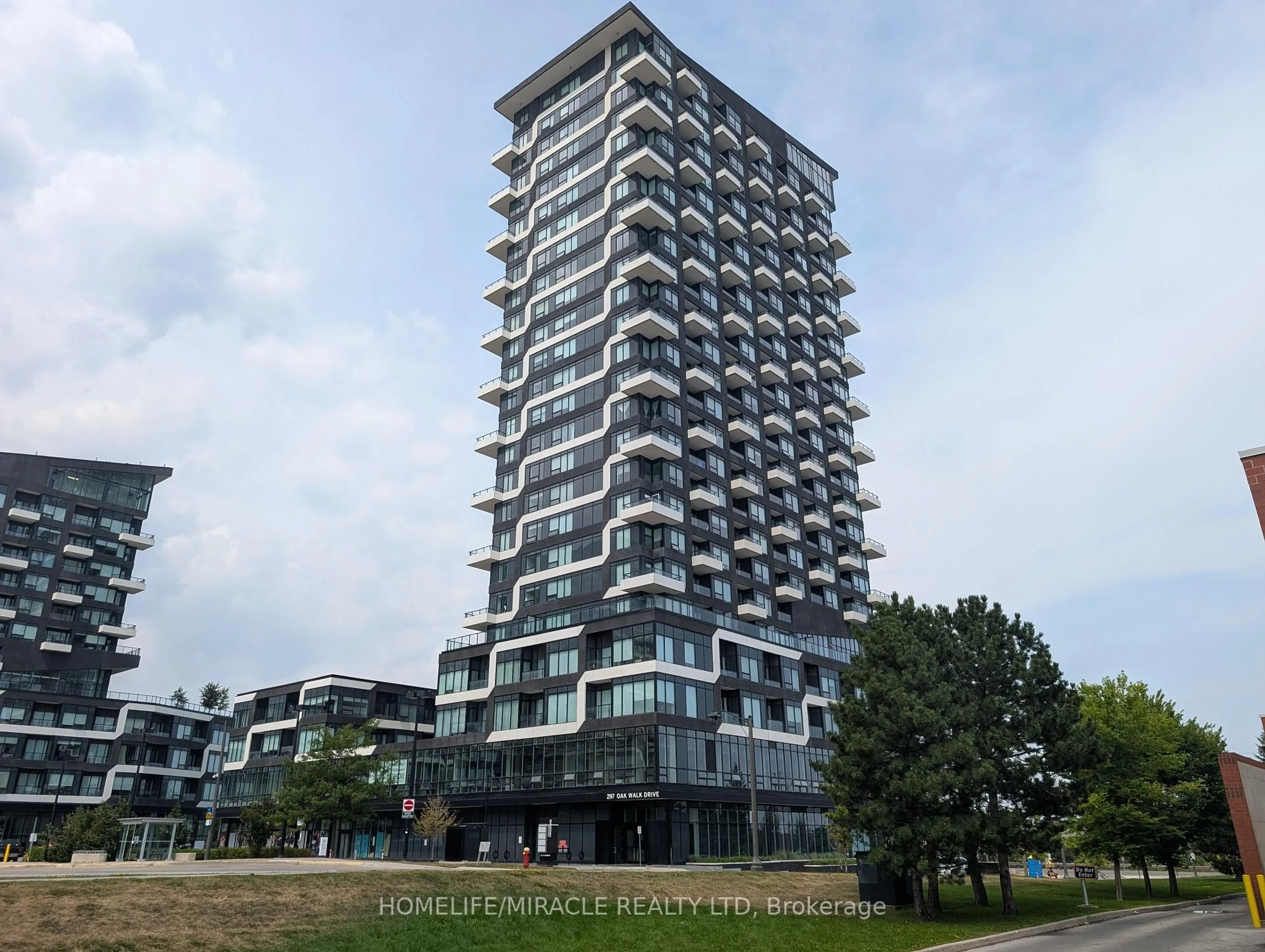 Unknown for 297 Oak Walk Dr #310, Oakville Ontario L6H 6Z3
