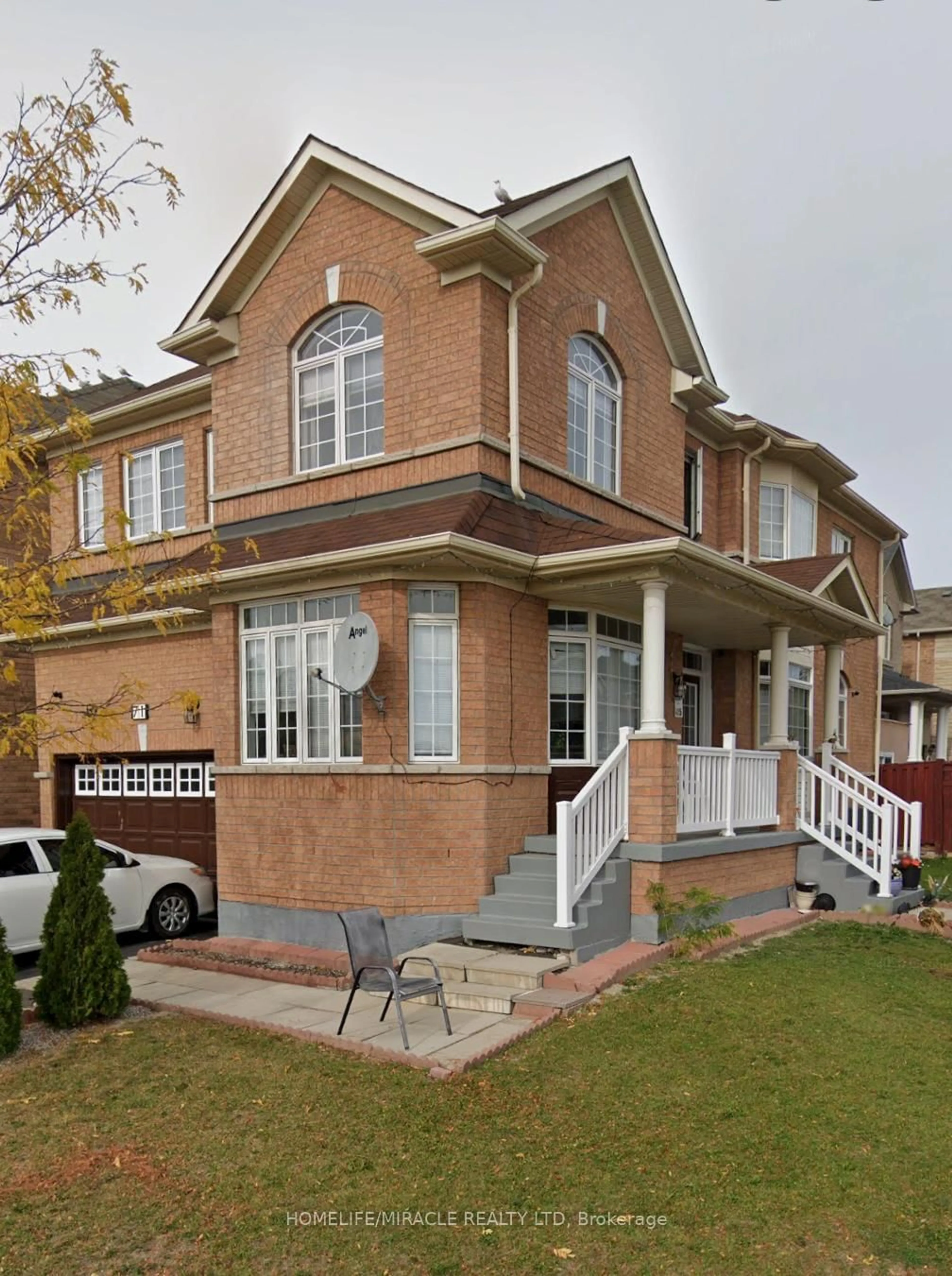 Home with brick exterior material, street for 71 Maple Valley St, Brampton Ontario L6P 2H4