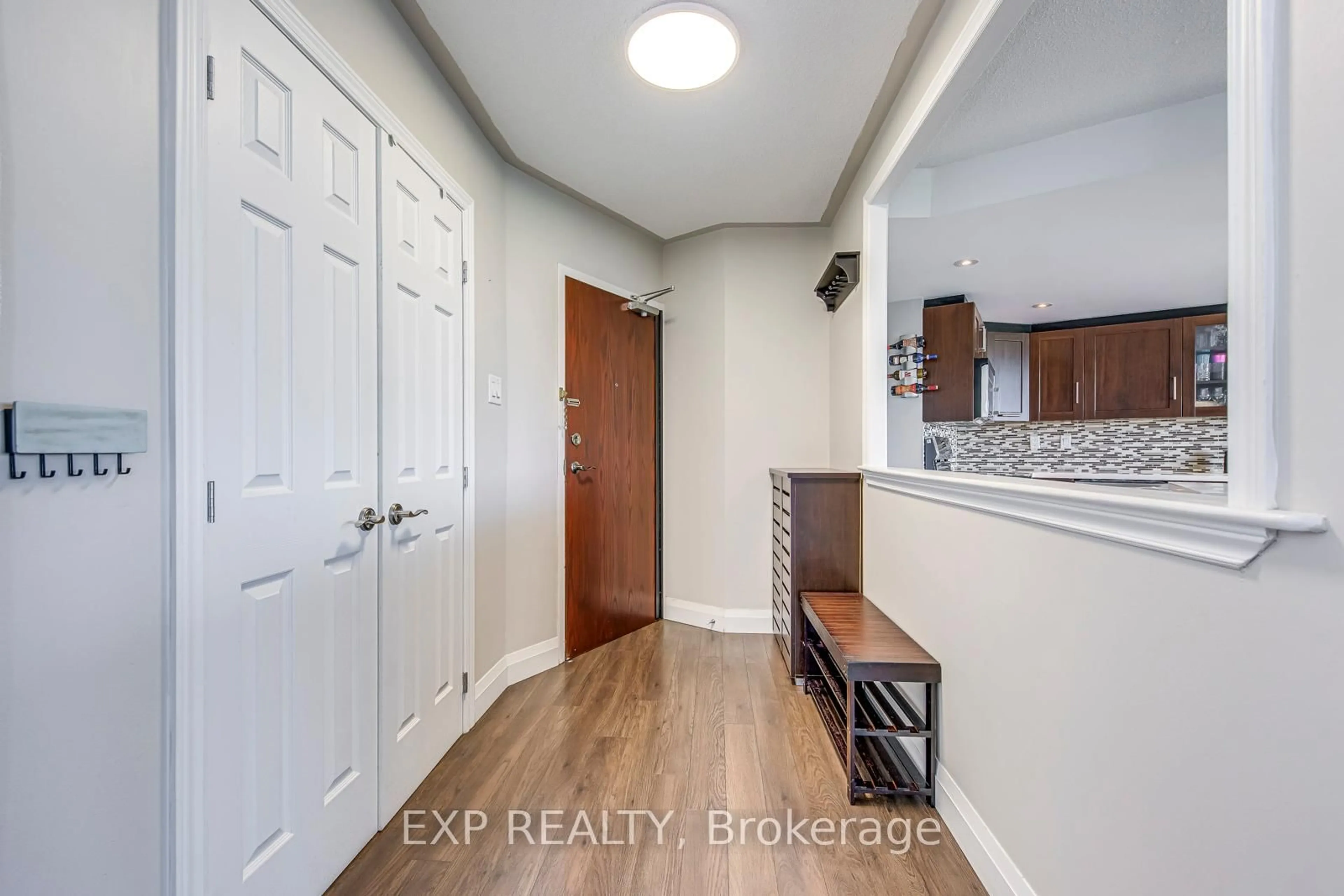 Indoor entryway for 335 Mill Rd #1103, Toronto Ontario M9C 1Y6