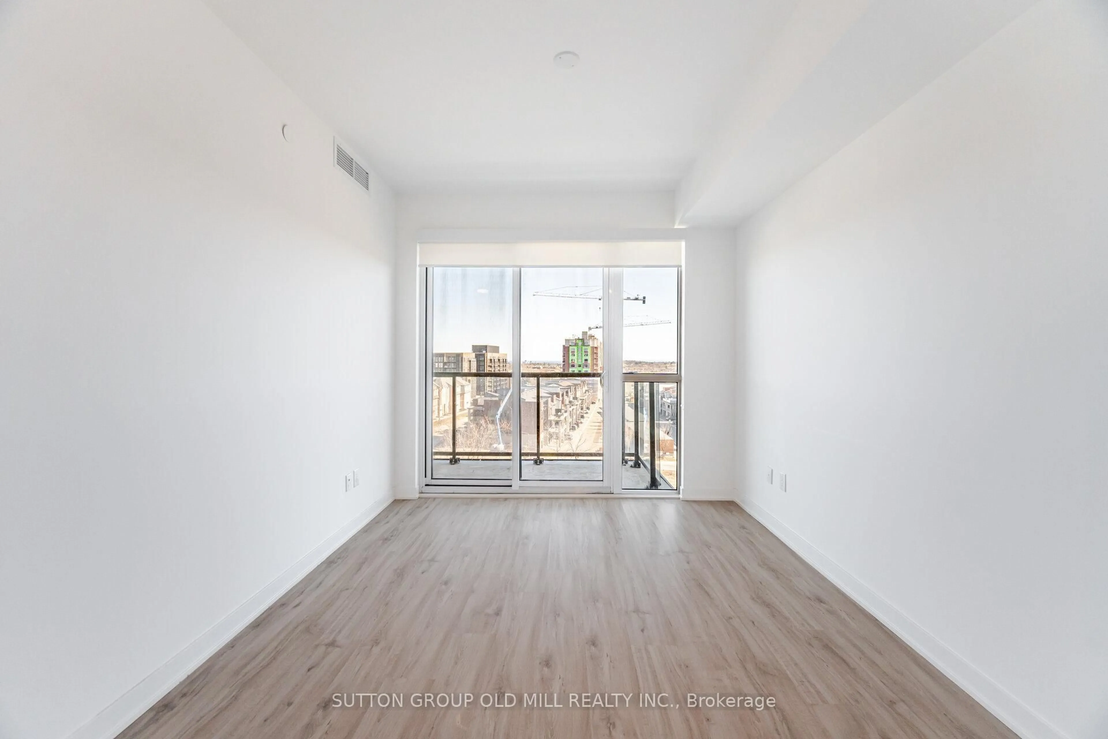 A pic of a room for 3005 Pine Glen Rd #614, Oakville Ontario L6M 5P5
