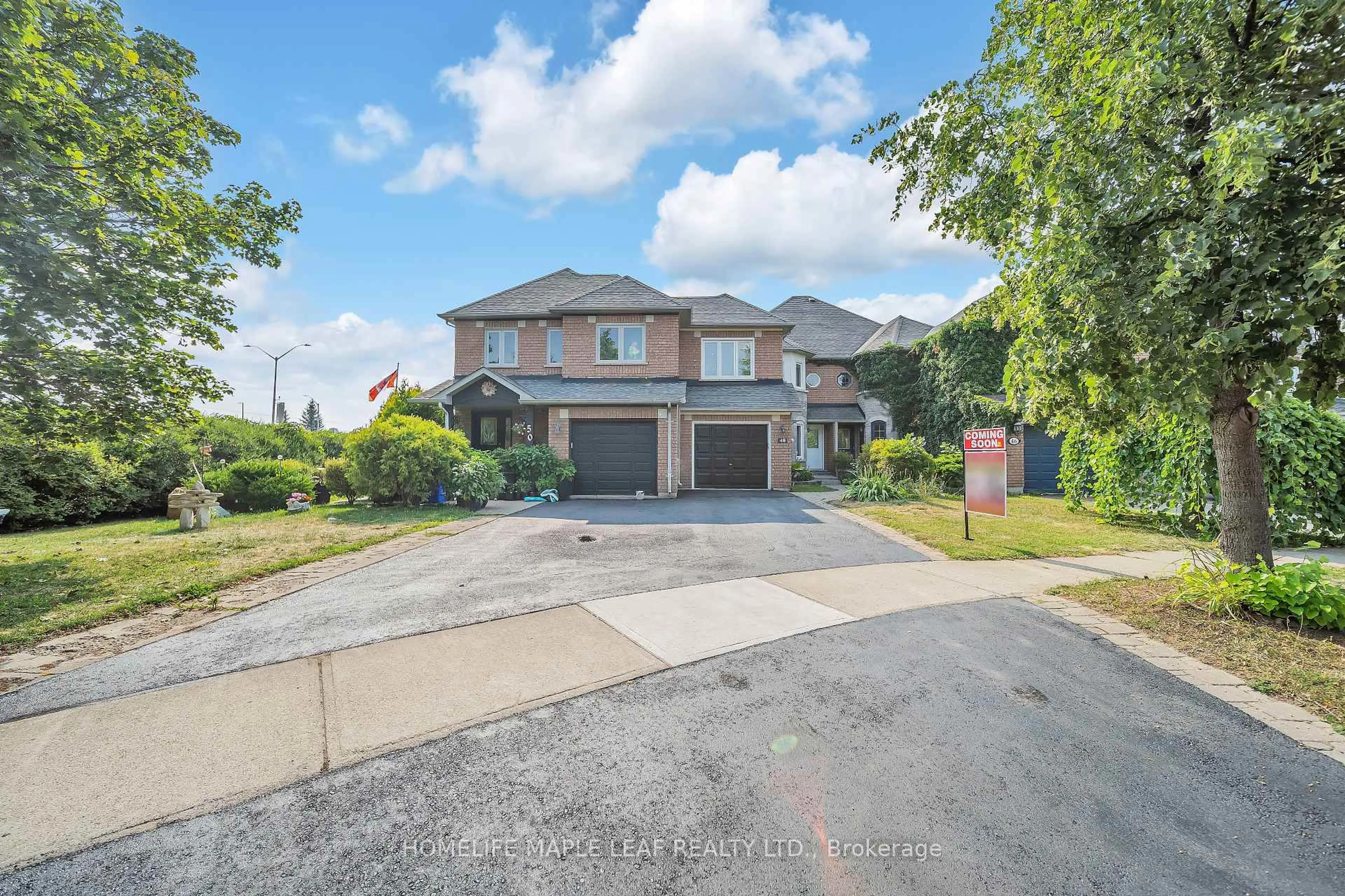 A pic from outside/outdoor area/front of a property/back of a property/a pic from drone, street for 48 James Young Dr, Halton Hills Ontario L7G 5S5