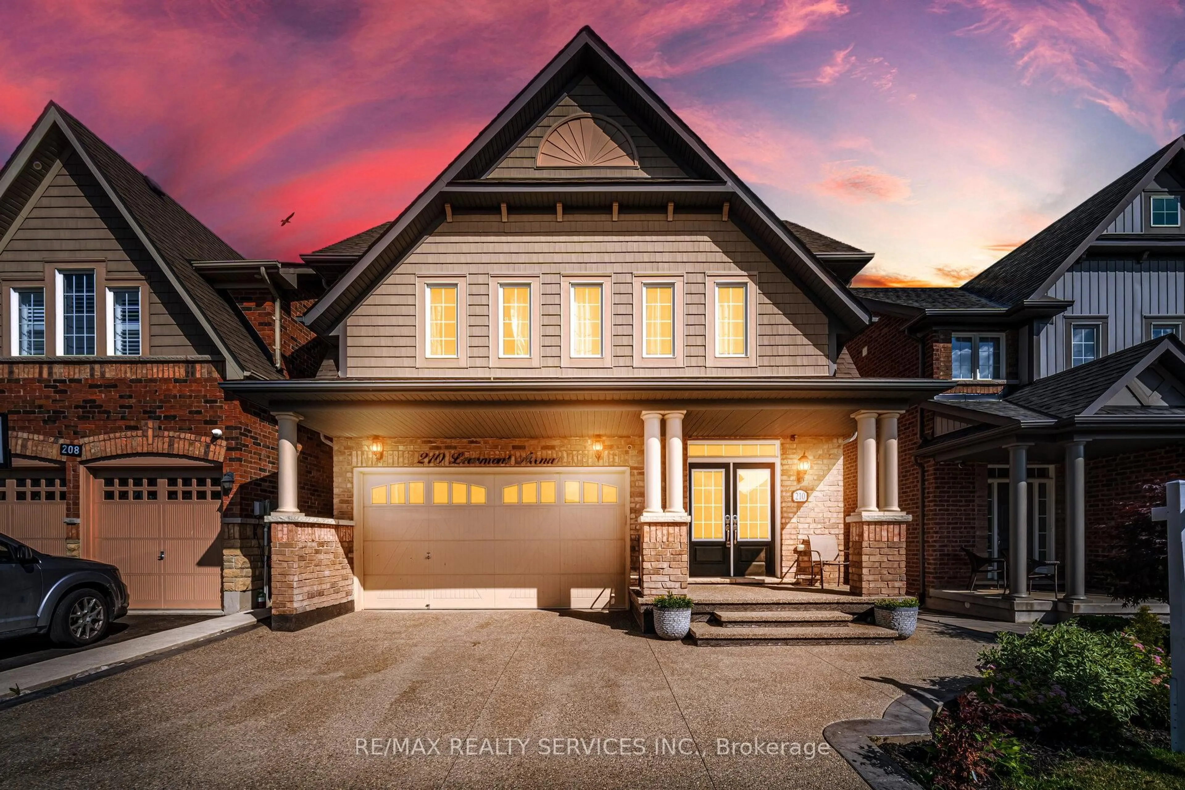 Home with brick exterior material, street for 210 Learmont Ave, Caledon Ontario L7C 3W4