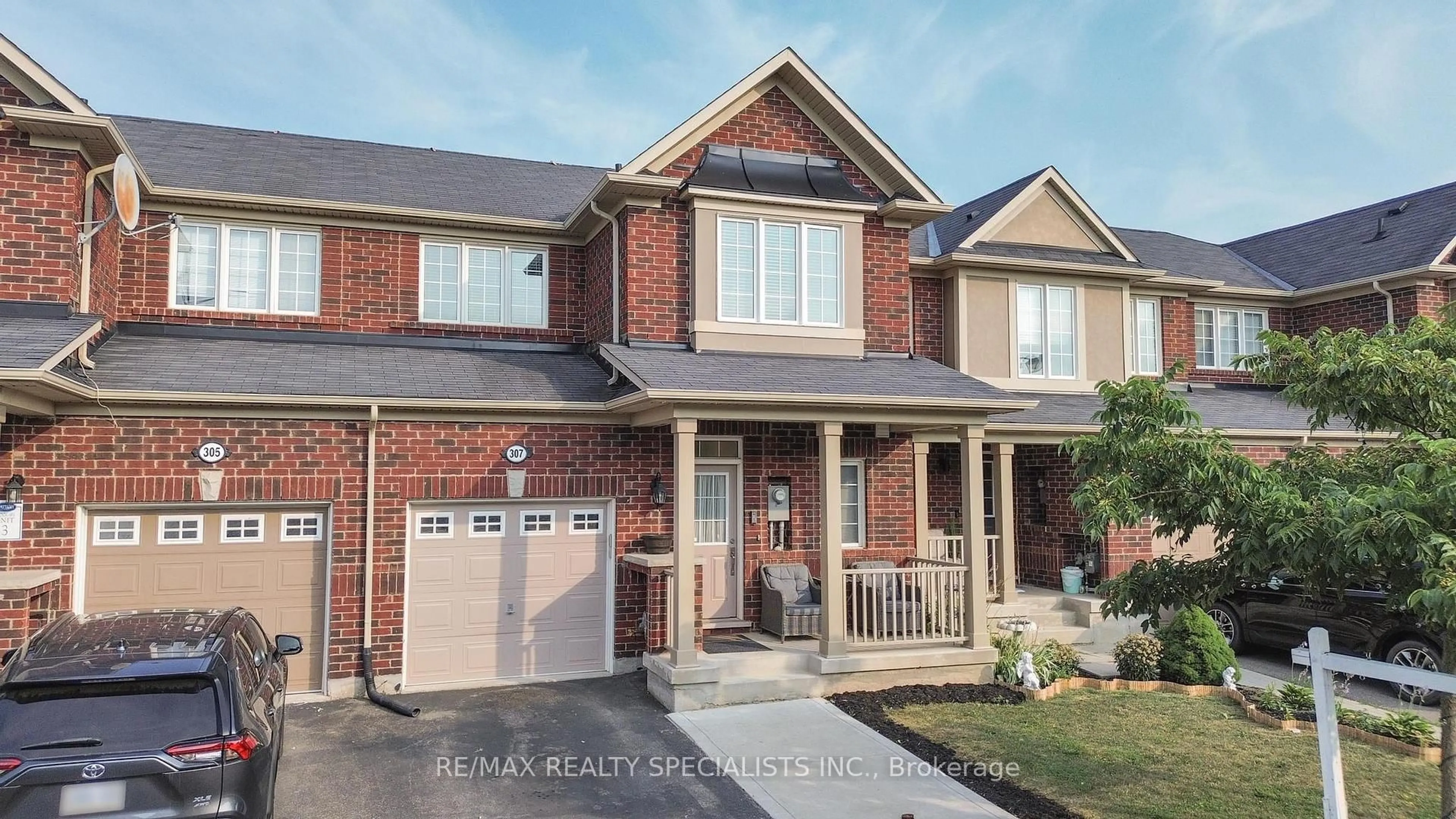 Home with brick exterior material, street for 307 Chuchmach Clse, Milton Ontario L9T 8B3