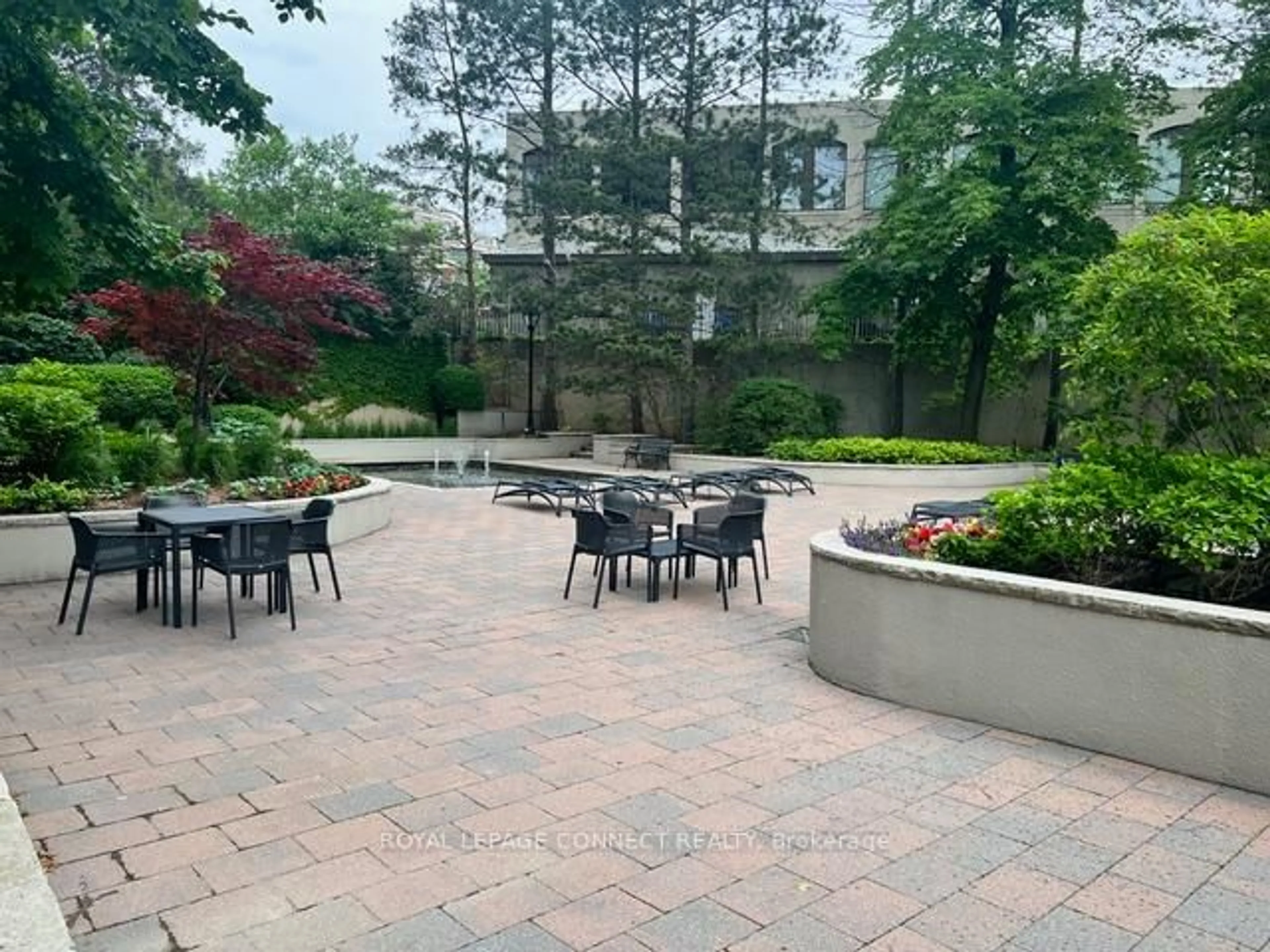 Patio, unknown for 1300 Islington Ave #1204, Toronto Ontario M9A 5C4