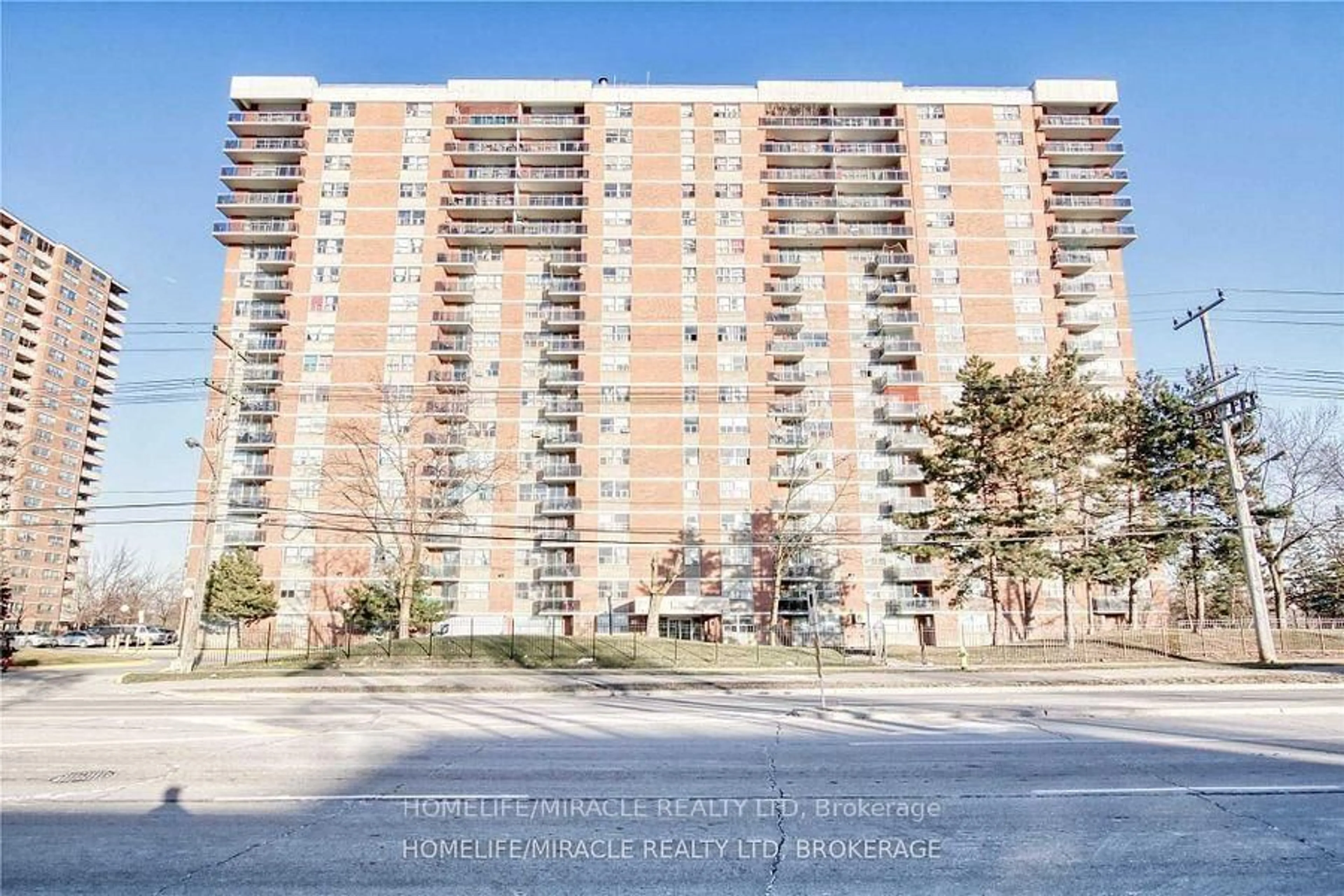 A pic from outside/outdoor area/front of a property/back of a property/a pic from drone, street for 2645 Kipling Ave #1003, Toronto Ontario M1H 1Y6