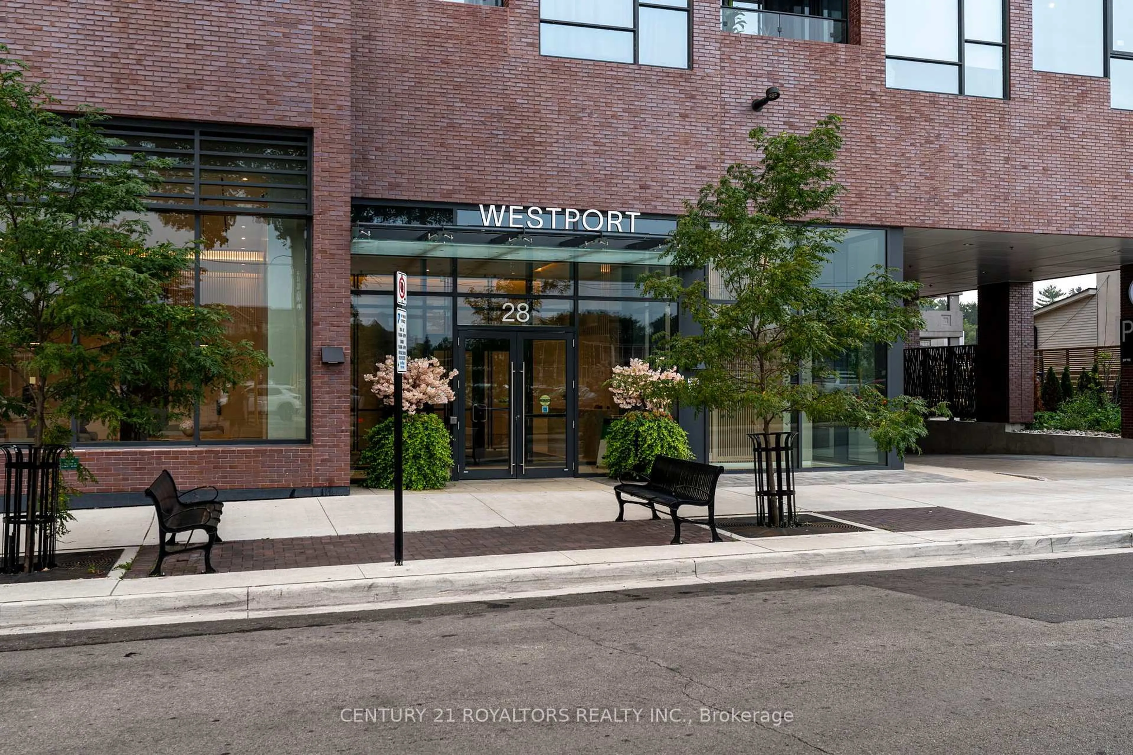 Unknown for 28 Ann St #1416, Mississauga Ontario L5G 0E1
