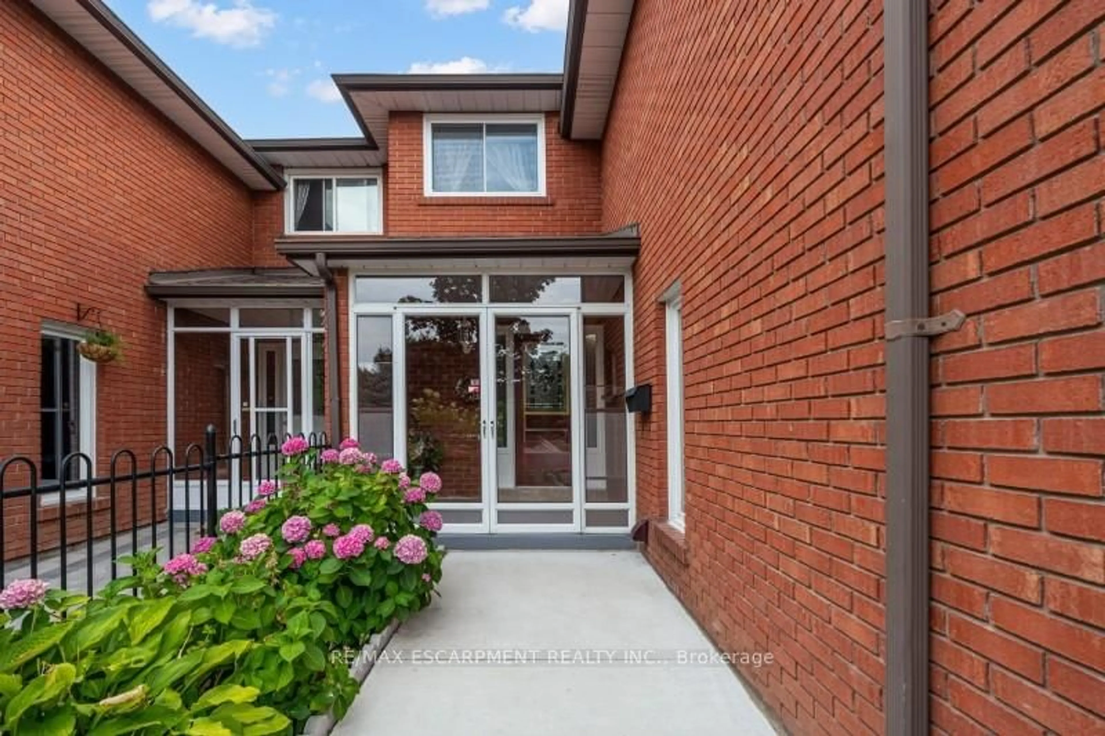 Home with brick exterior material, street for 94 Bremen Lane, Mississauga Ontario L5M 2N5
