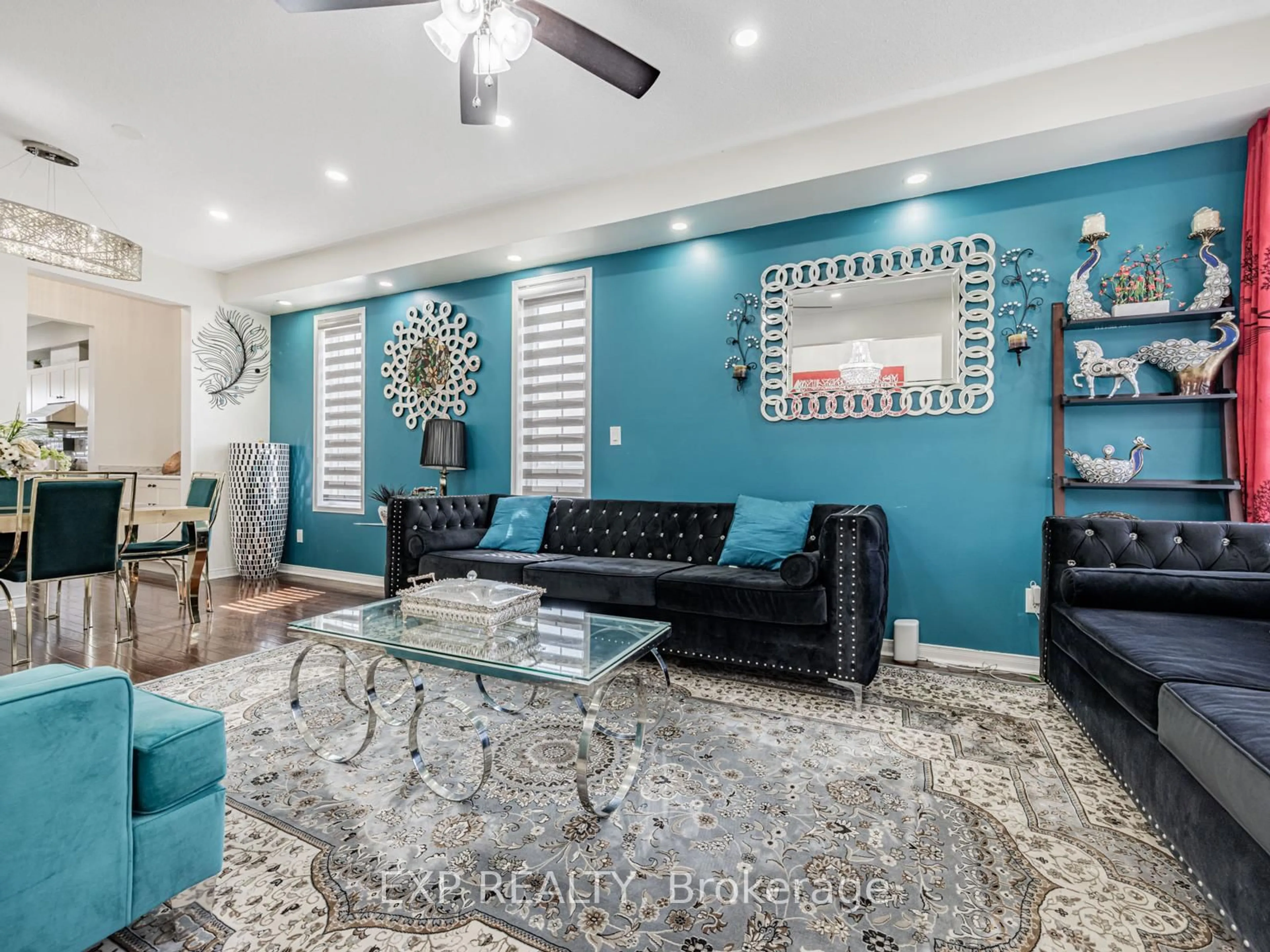 Living room with furniture, ceramic/tile floor for 53 Fred Young Dr, Toronto Ontario M3L 0A1