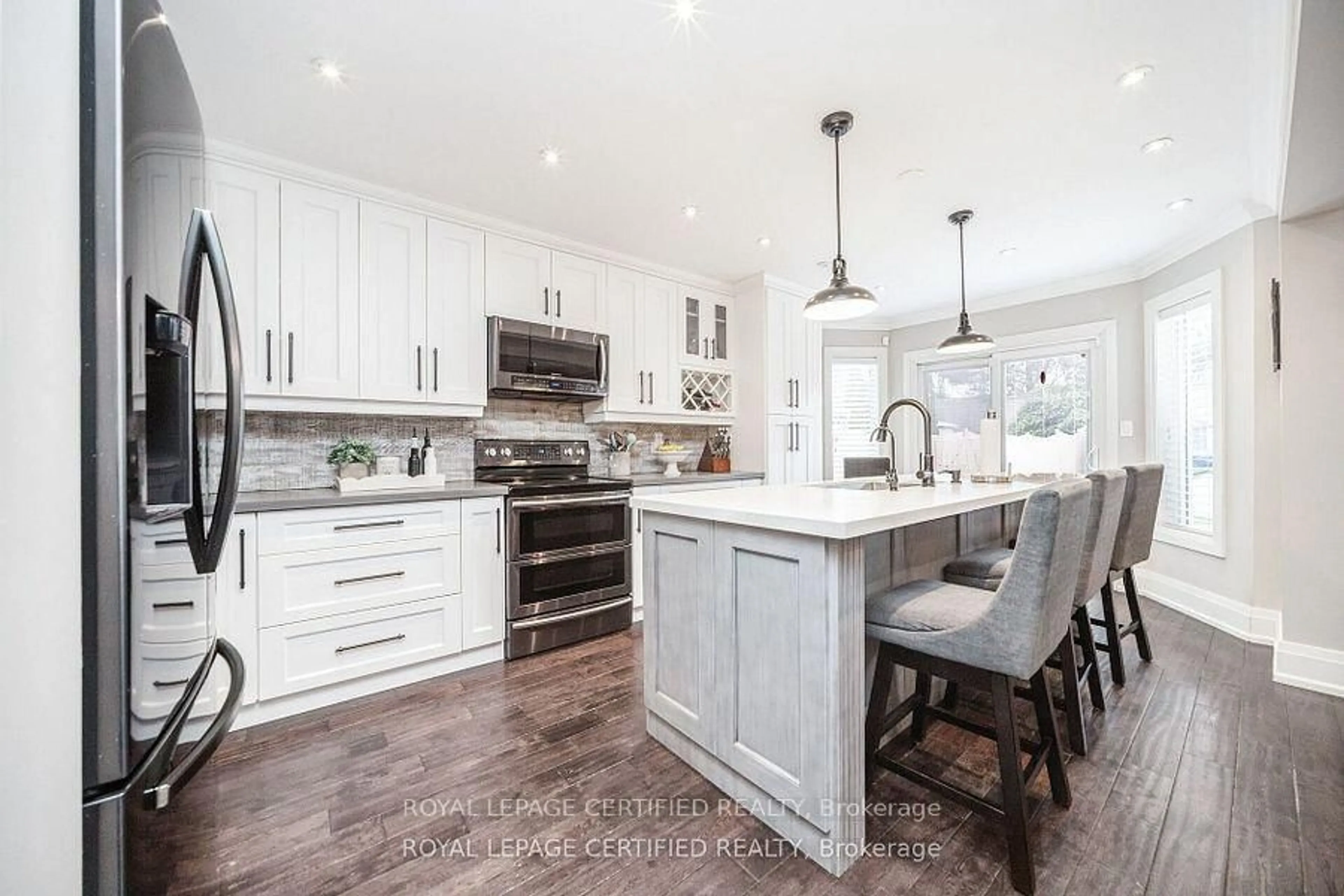 Open concept kitchen, unknown for 73 Headwater Rd, Caledon Ontario L7E 2W4