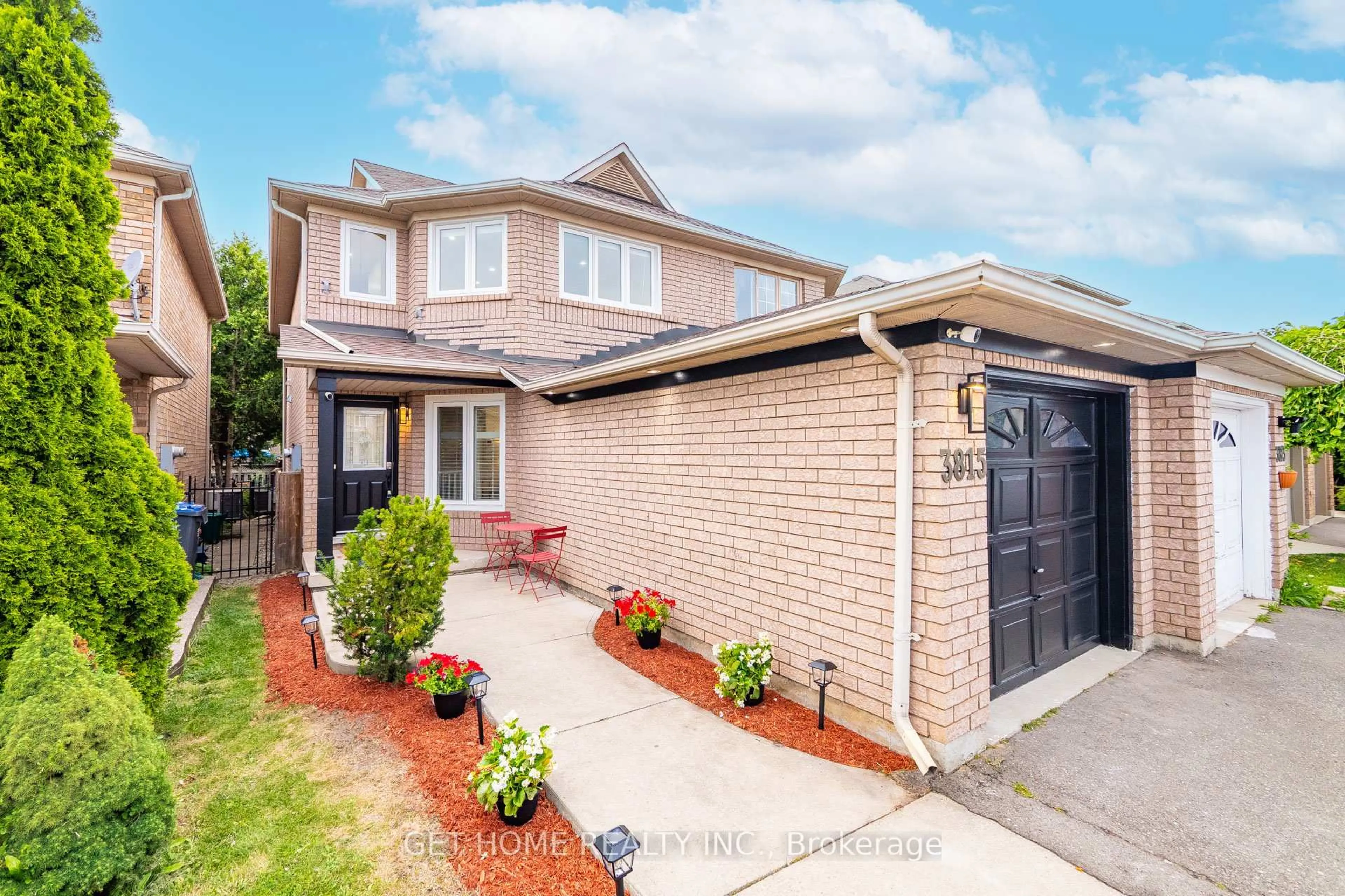 Home with brick exterior material, street for 3815 Spicewood Way, Mississauga Ontario L5N 7W7