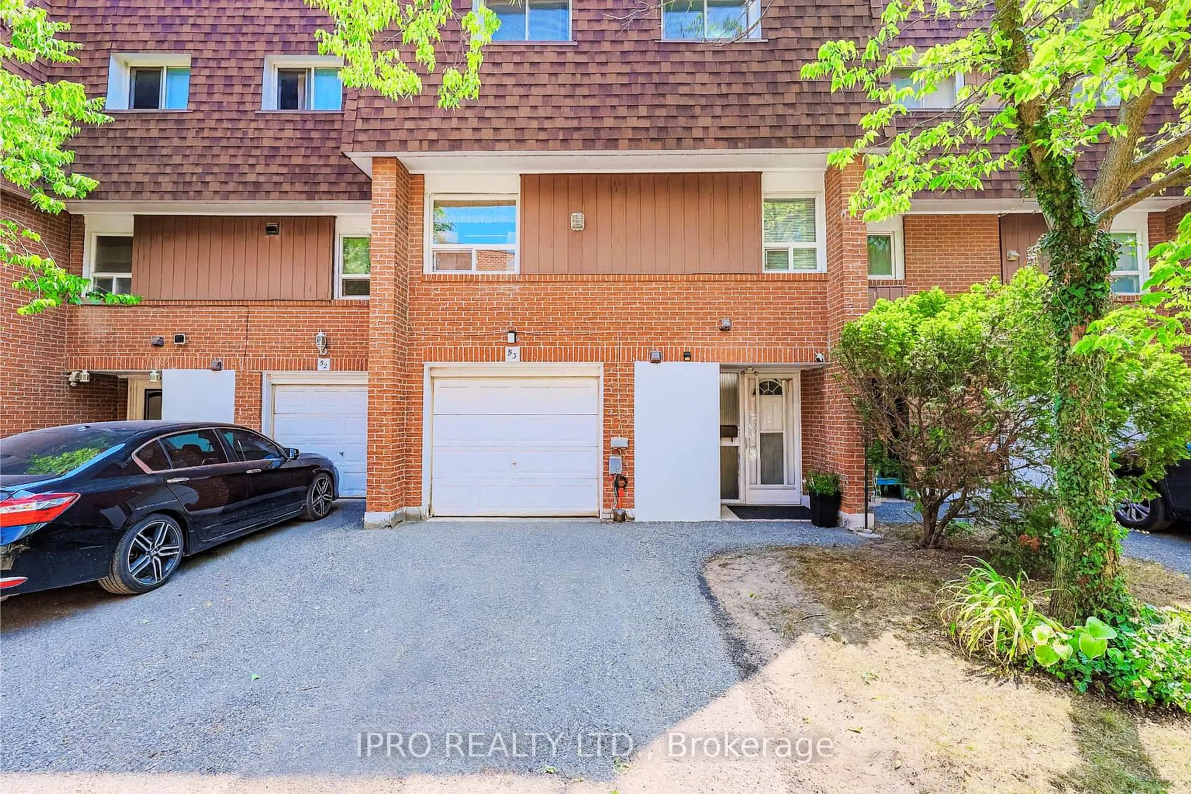 Unknown for 1677 Albion Rd #53, Toronto Ontario M9V 1B7