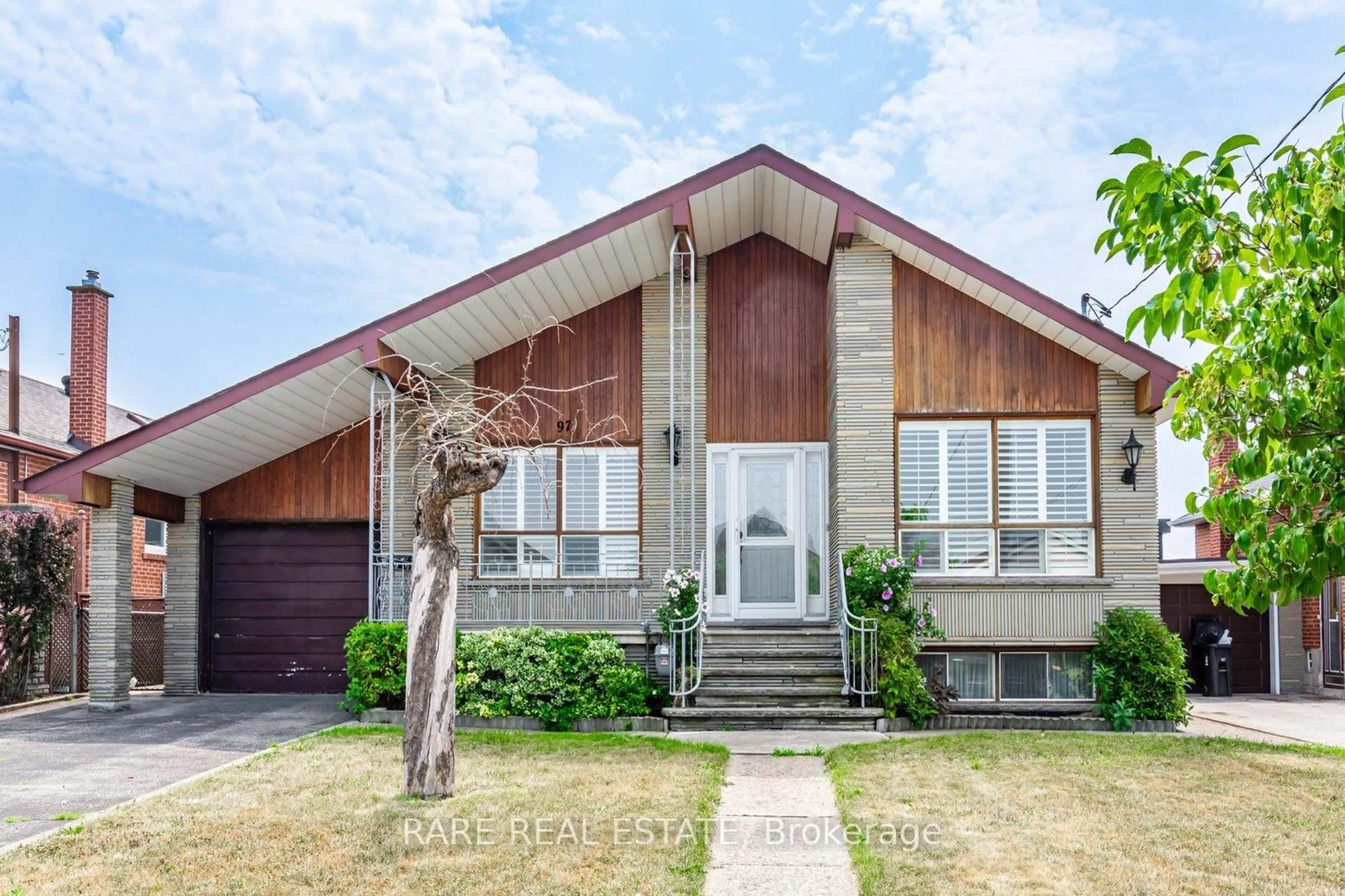 Home with vinyl exterior material, street for 97 Tavistock Rd, Toronto Ontario M3M 2P1