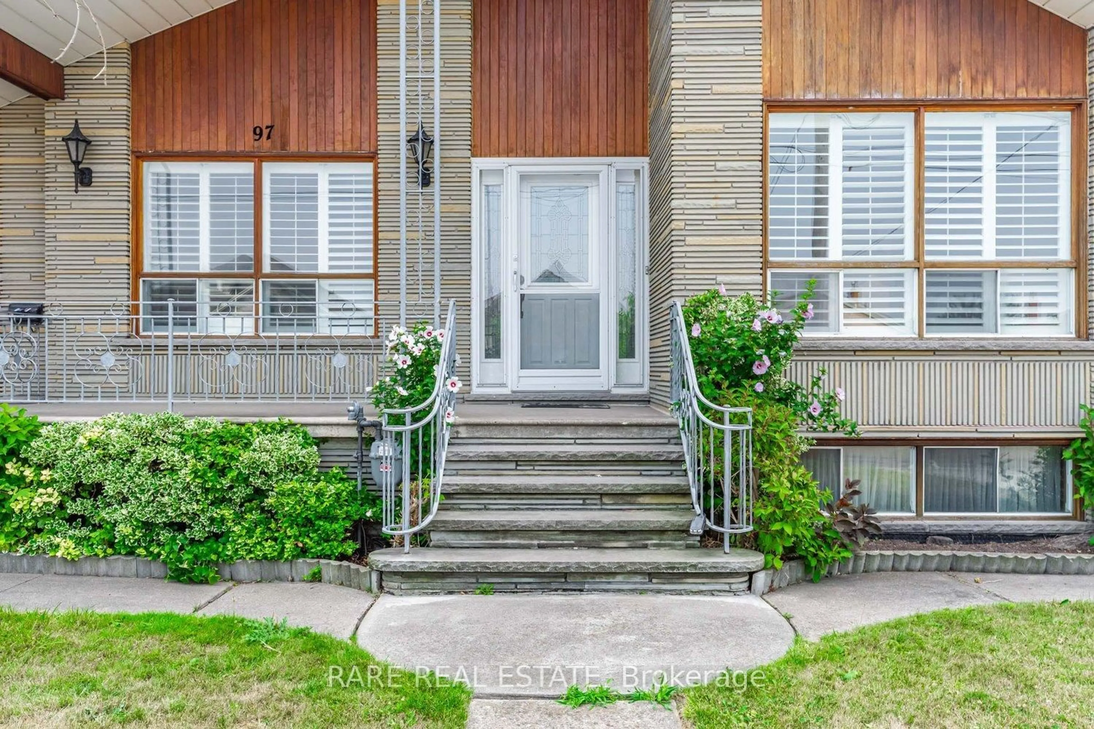 Unknown for 97 Tavistock Rd, Toronto Ontario M3M 2P1