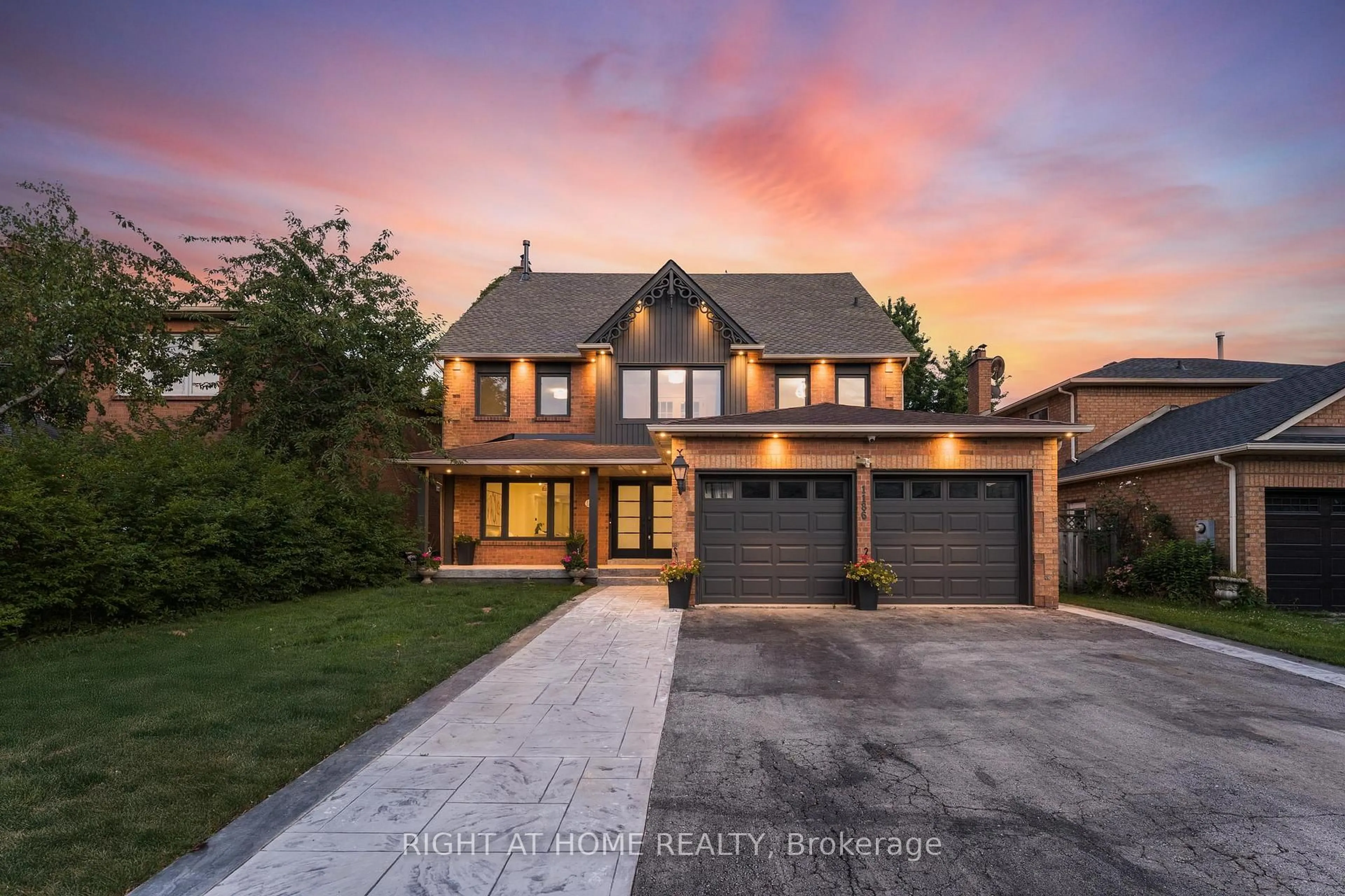 Home with brick exterior material, street for 1186 Glenashton Dr, Oakville Ontario L6H 5L7