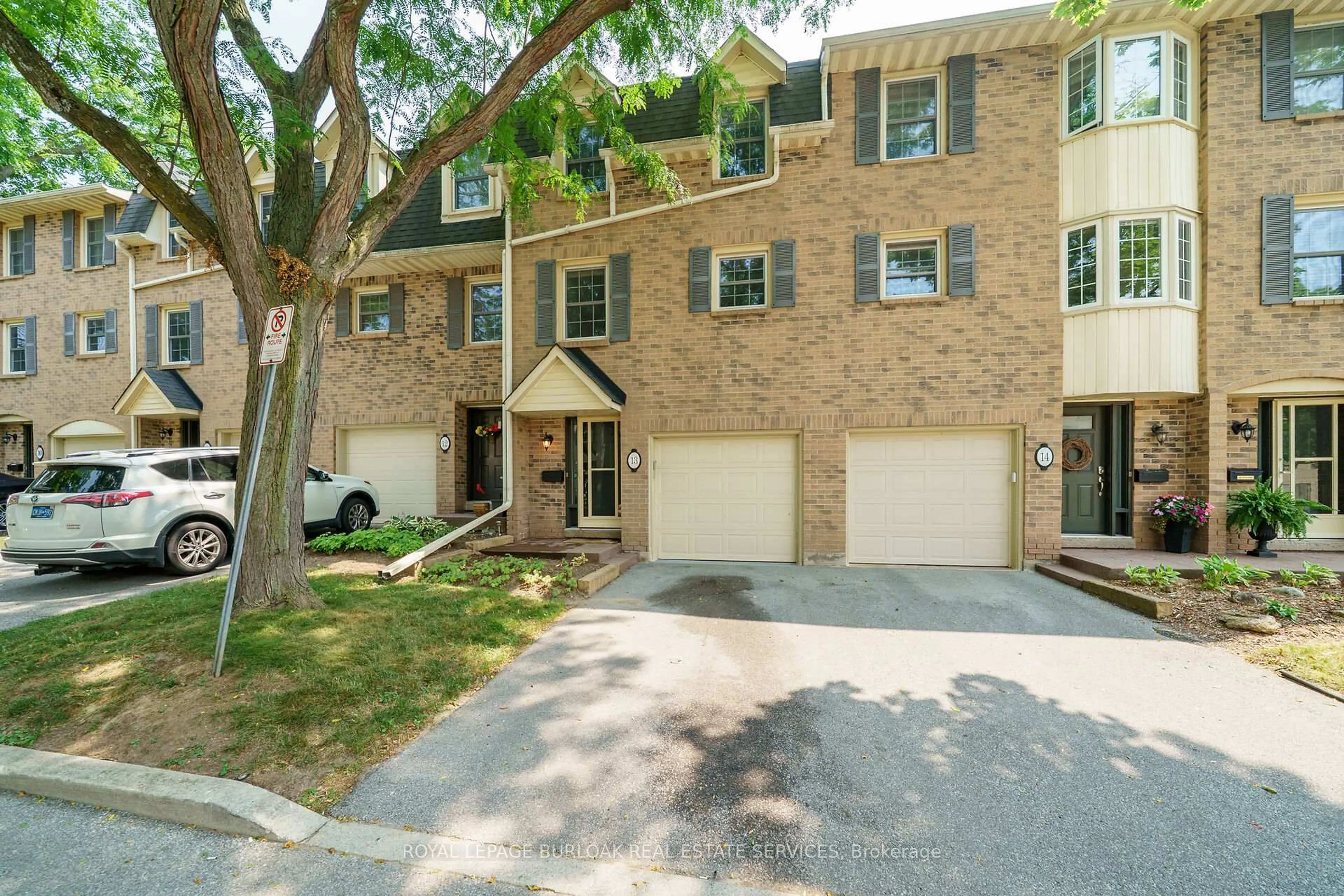 Unknown for 1351 Ontario St #13, Burlington Ontario L7S 1E9