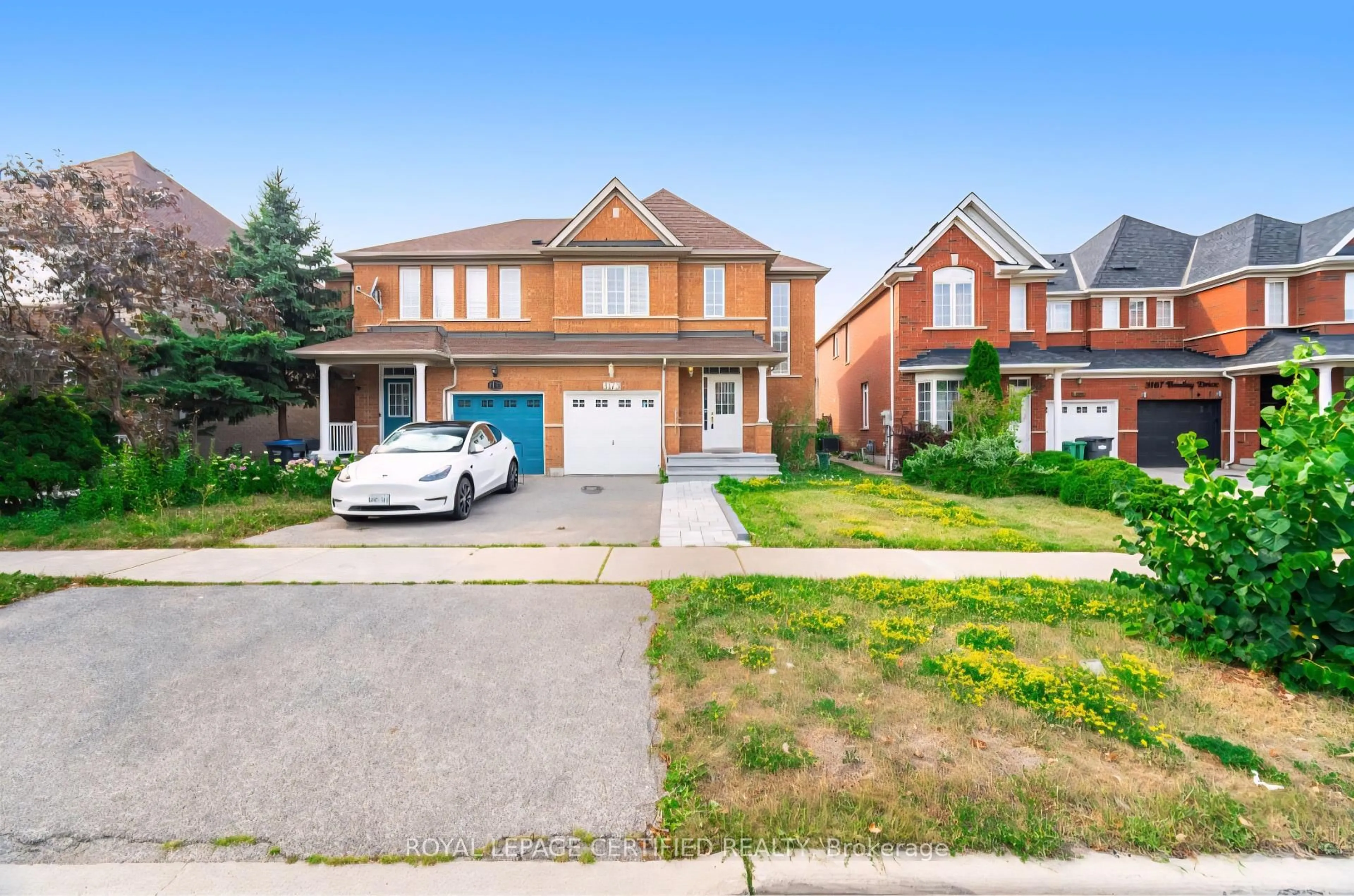 Home with brick exterior material, street for 3173 Bentley Dr, Mississauga Ontario L5M 6L3