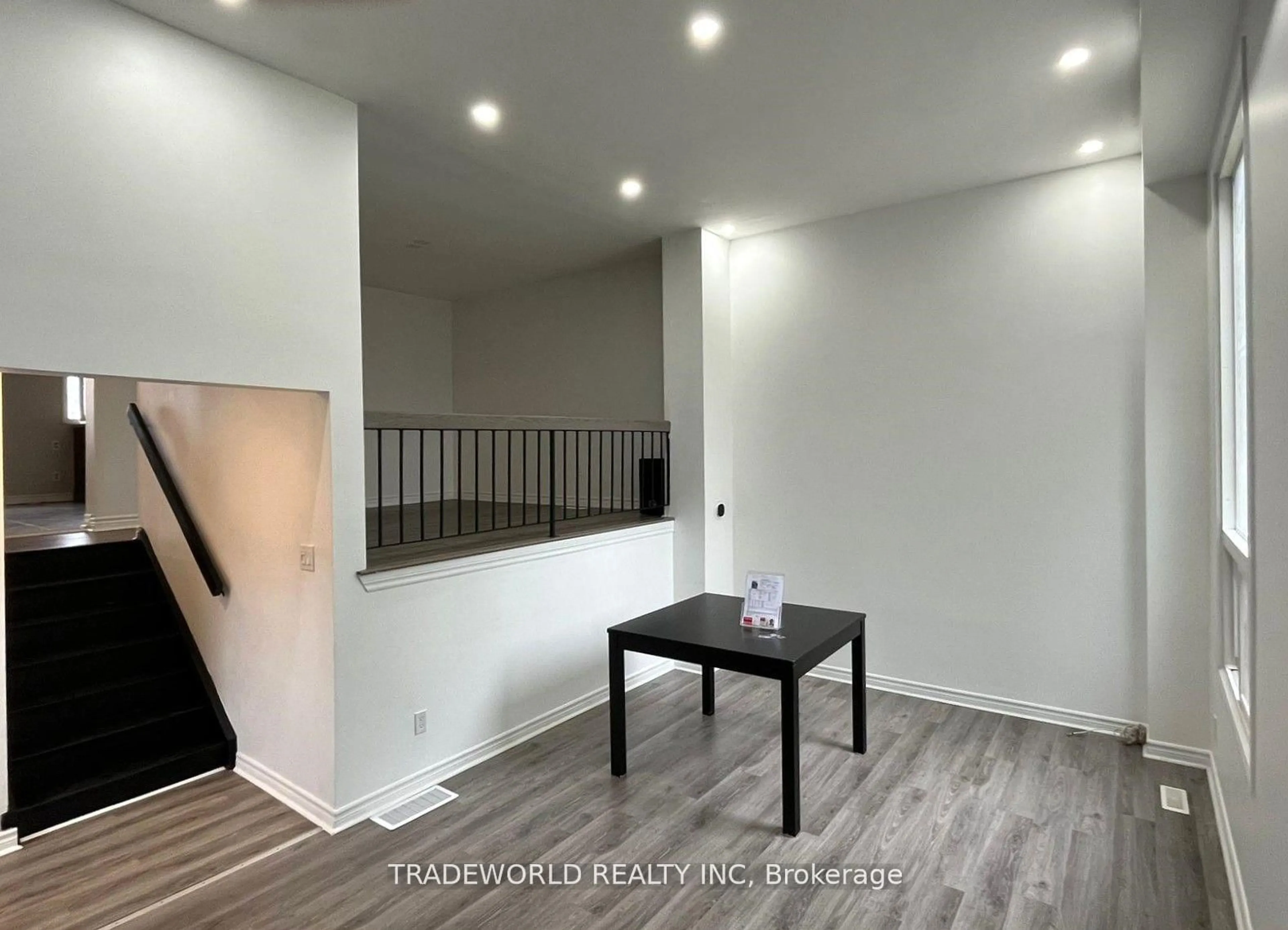 A pic of a room for 7465 Bybrook Dr, Mississauga Ontario L4T 3R3