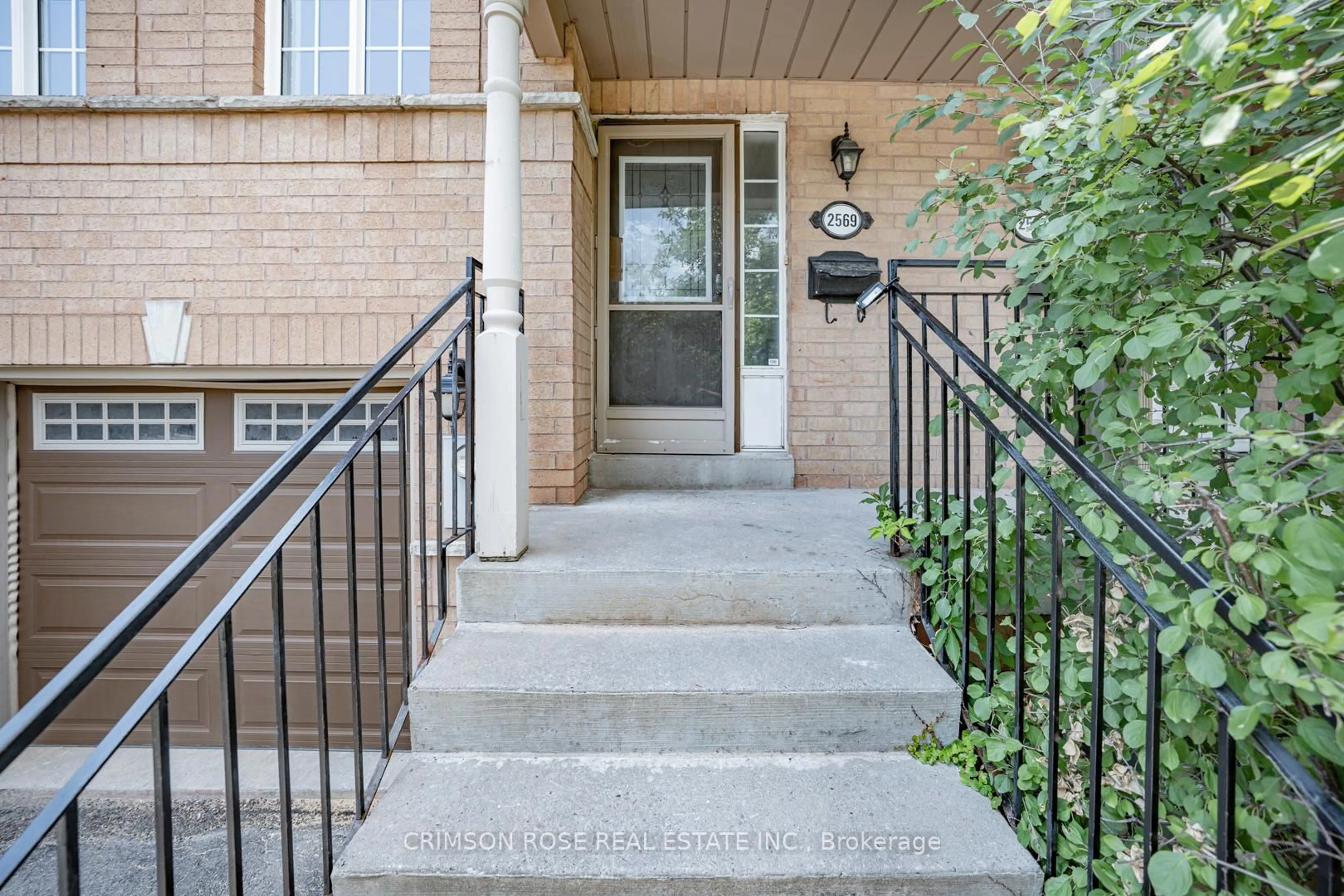 Unknown for 2569 Gill Cres, Oakville Ontario L6H 6P3