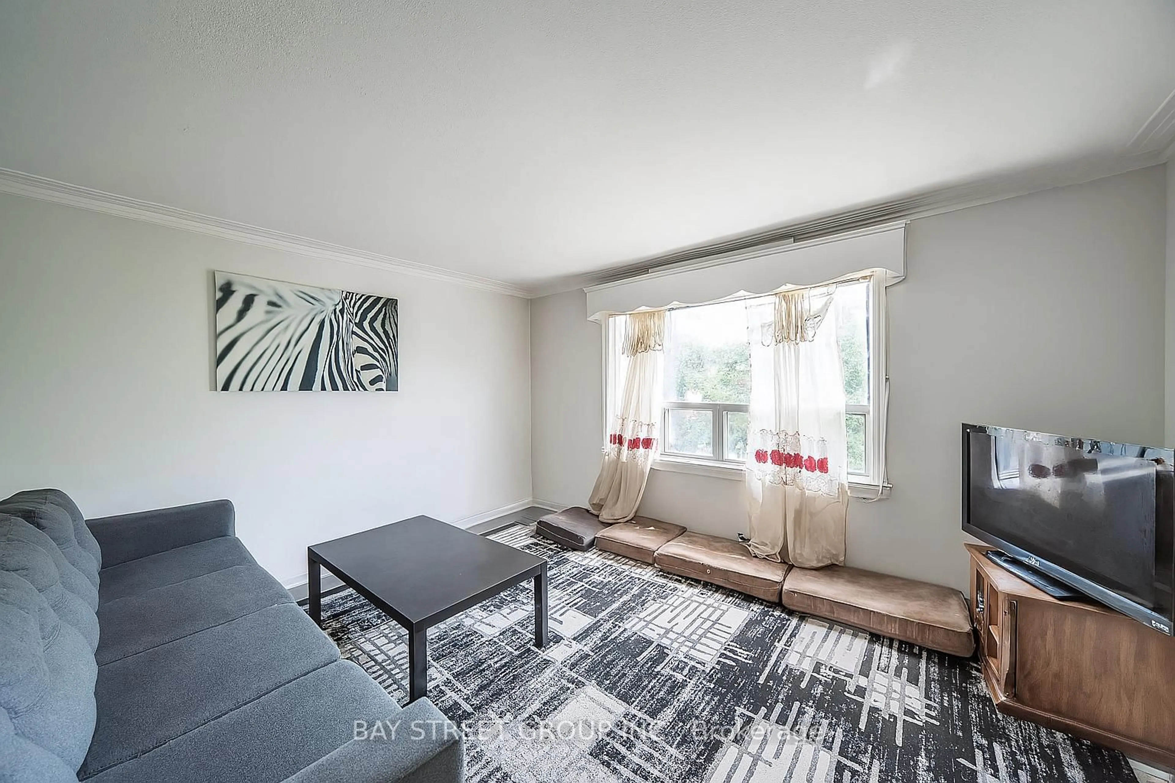 Living room with furniture, unknown for 1 Datchet Rd, Toronto Ontario M3M 1X4