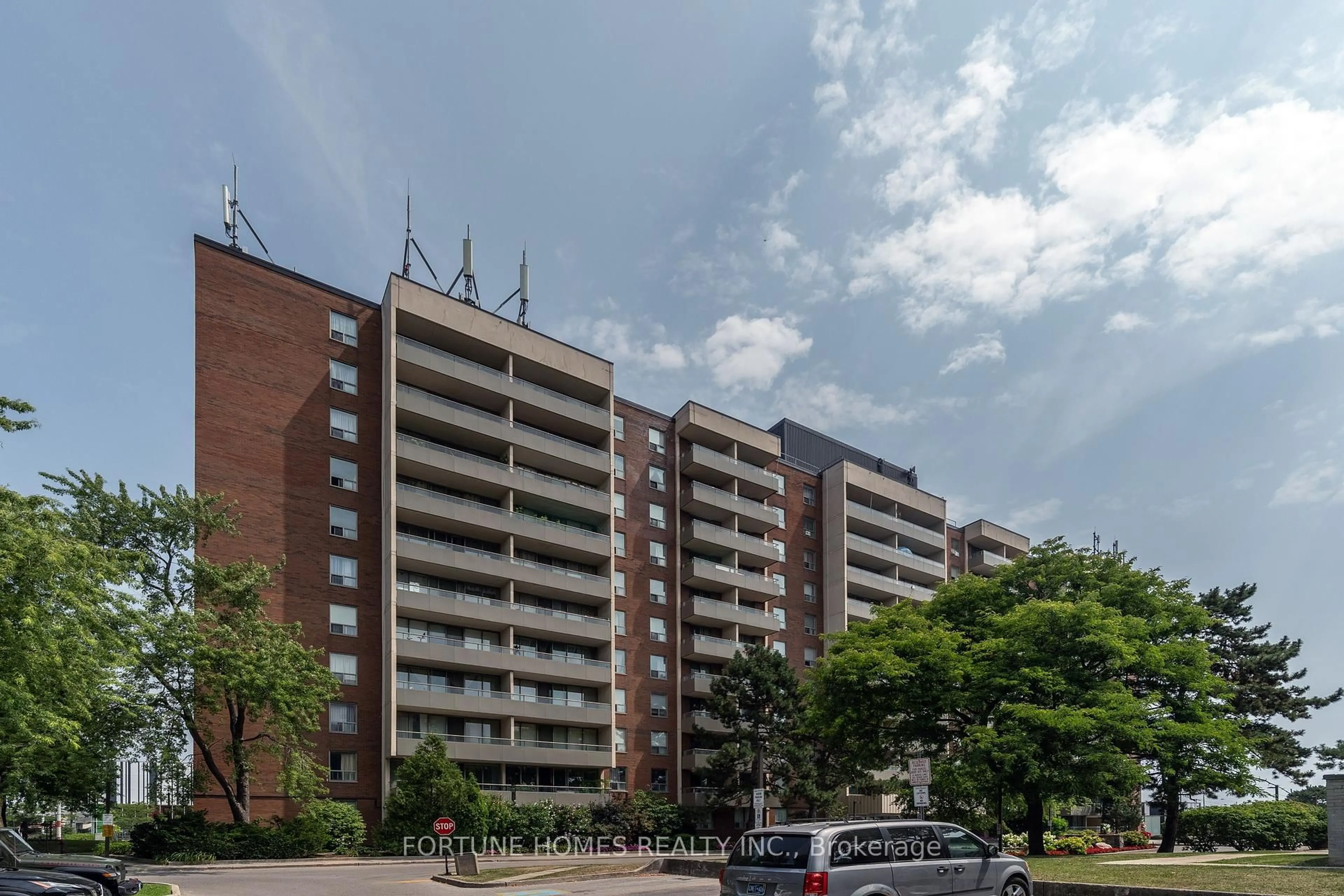 Unknown for 1 Four Winds Dr #502, Toronto Ontario M3J 2T1