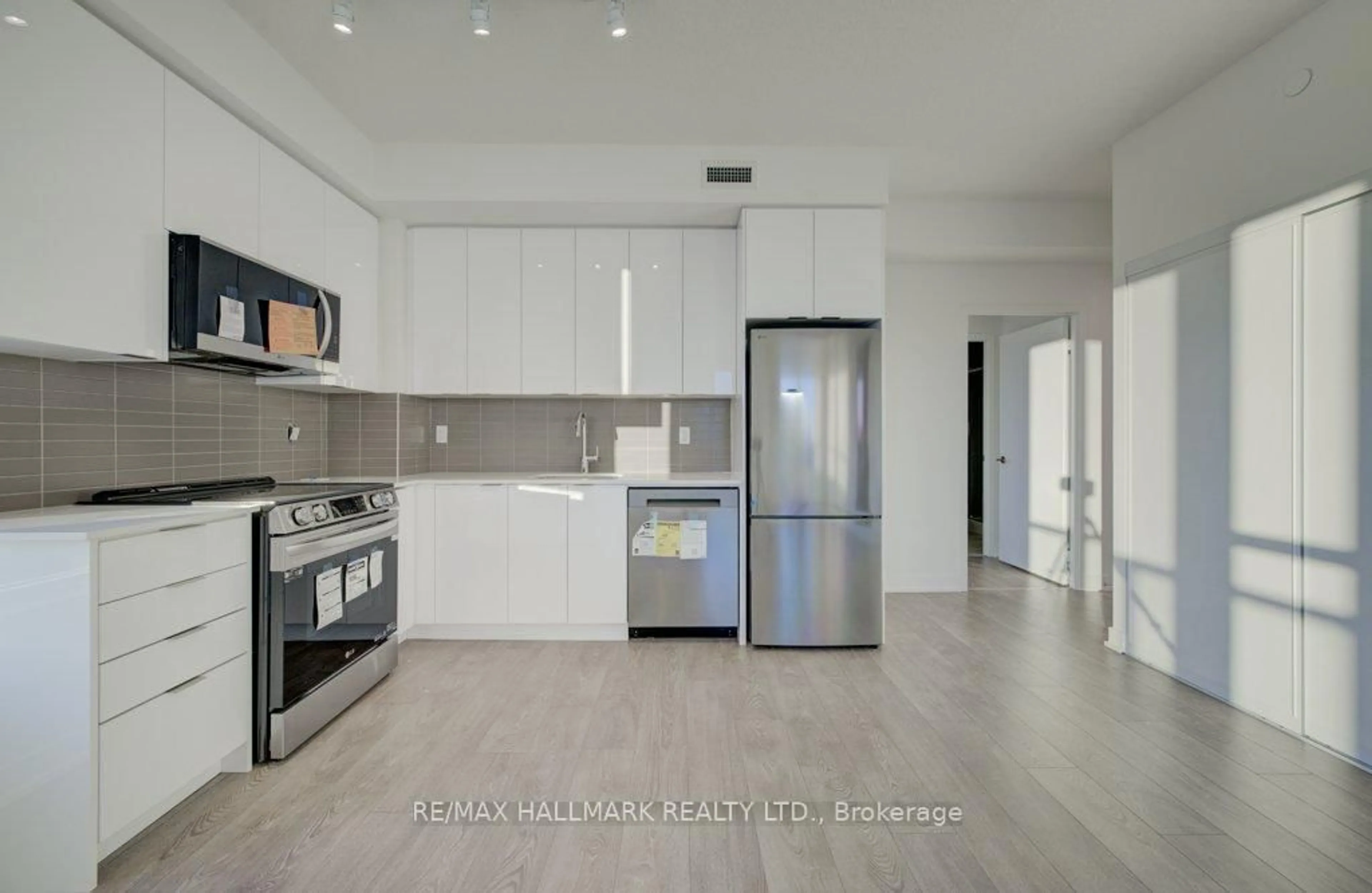 Unknown for 225 Malta Ave #408, Brampton Ontario L6Y 4M5