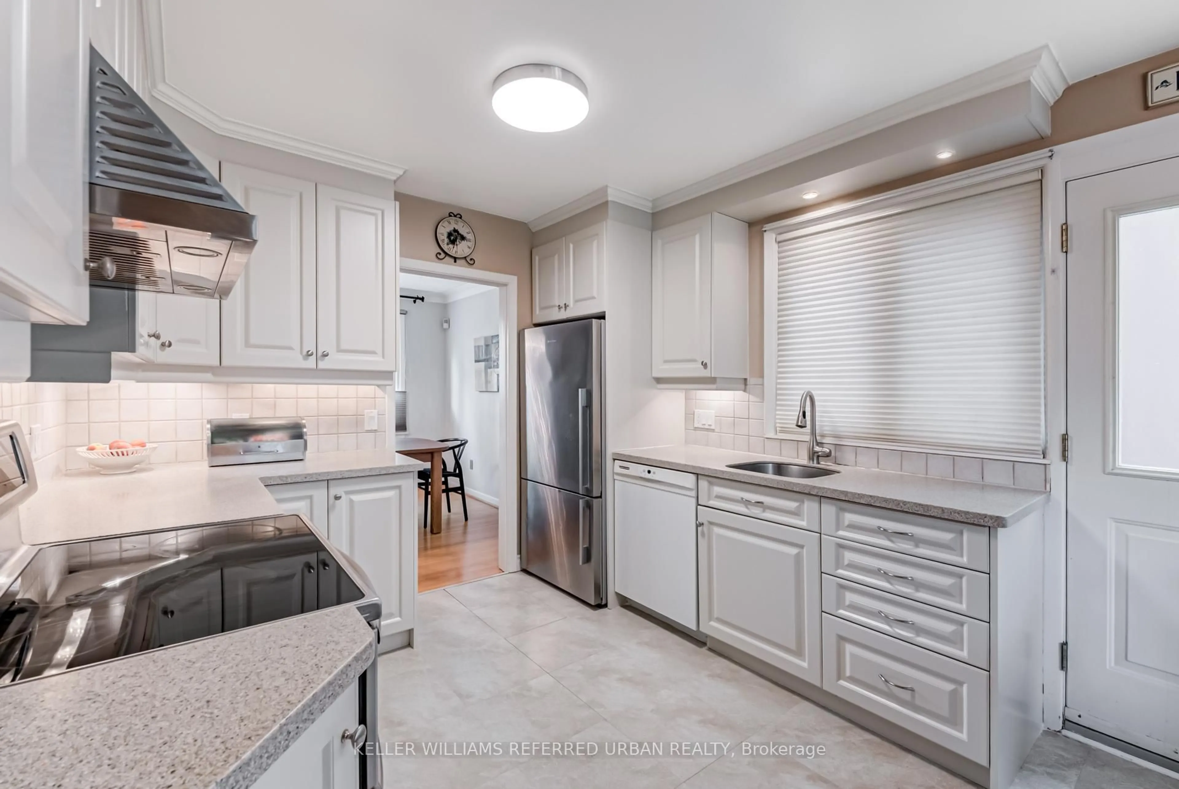 Open concept kitchen, ceramic/tile floor for 26 Foxmeadow Rd, Toronto Ontario M9R 1E5
