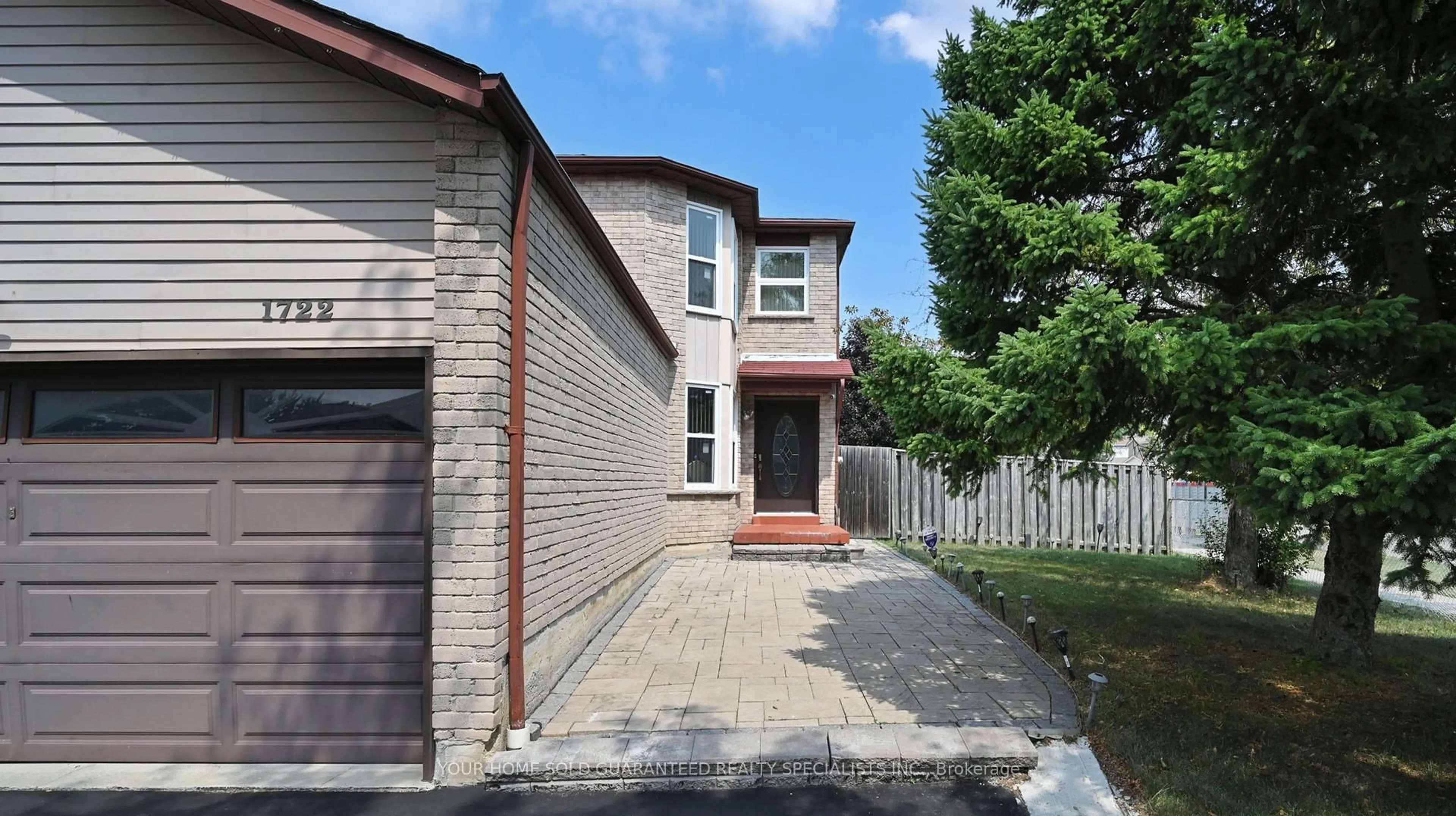 Home with brick exterior material, street for 1722 Princelea Pl, Mississauga Ontario L5M 3R4