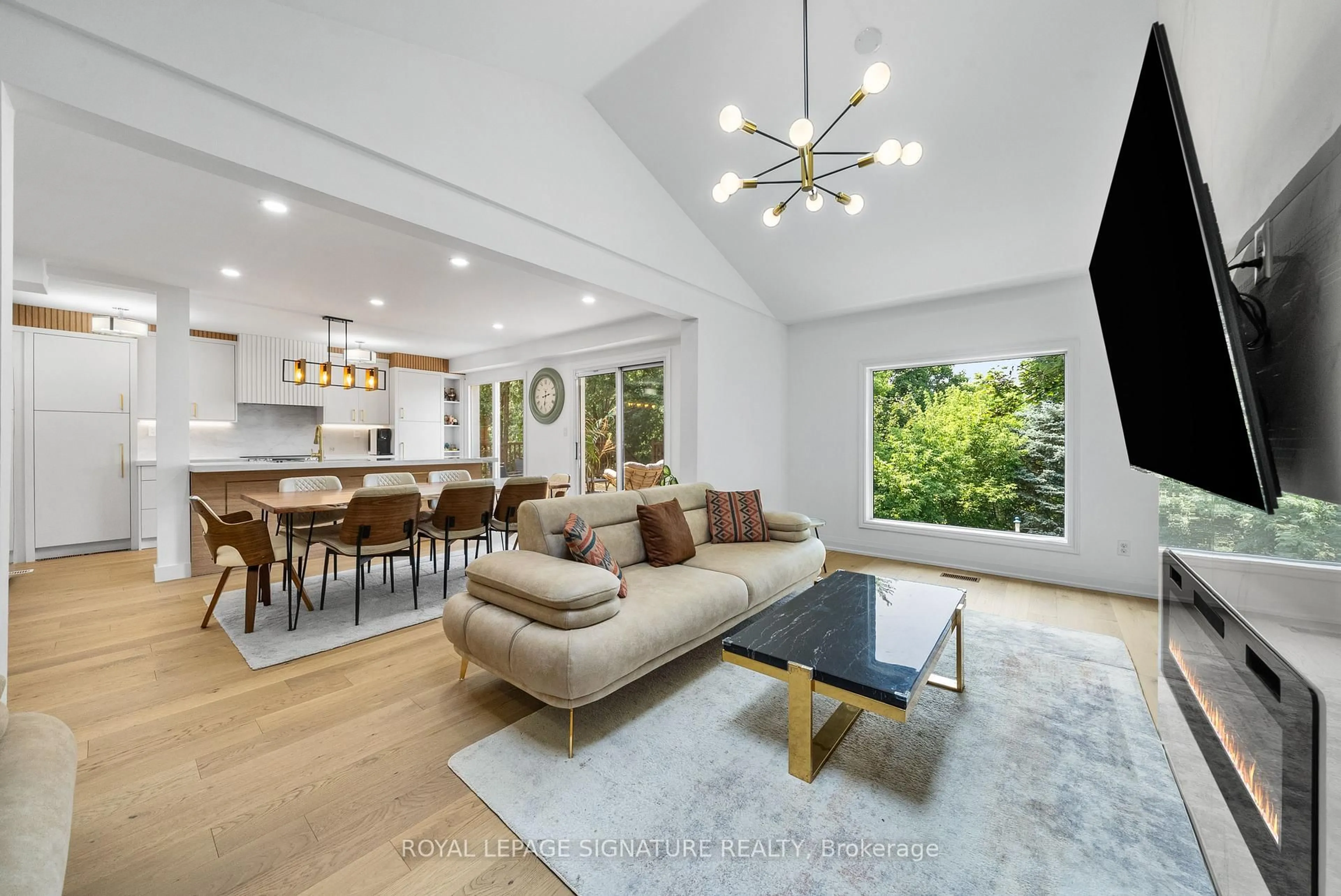 Living room with furniture, unknown for 134 Ridgebank Crt, Caledon Ontario L7E 4V9