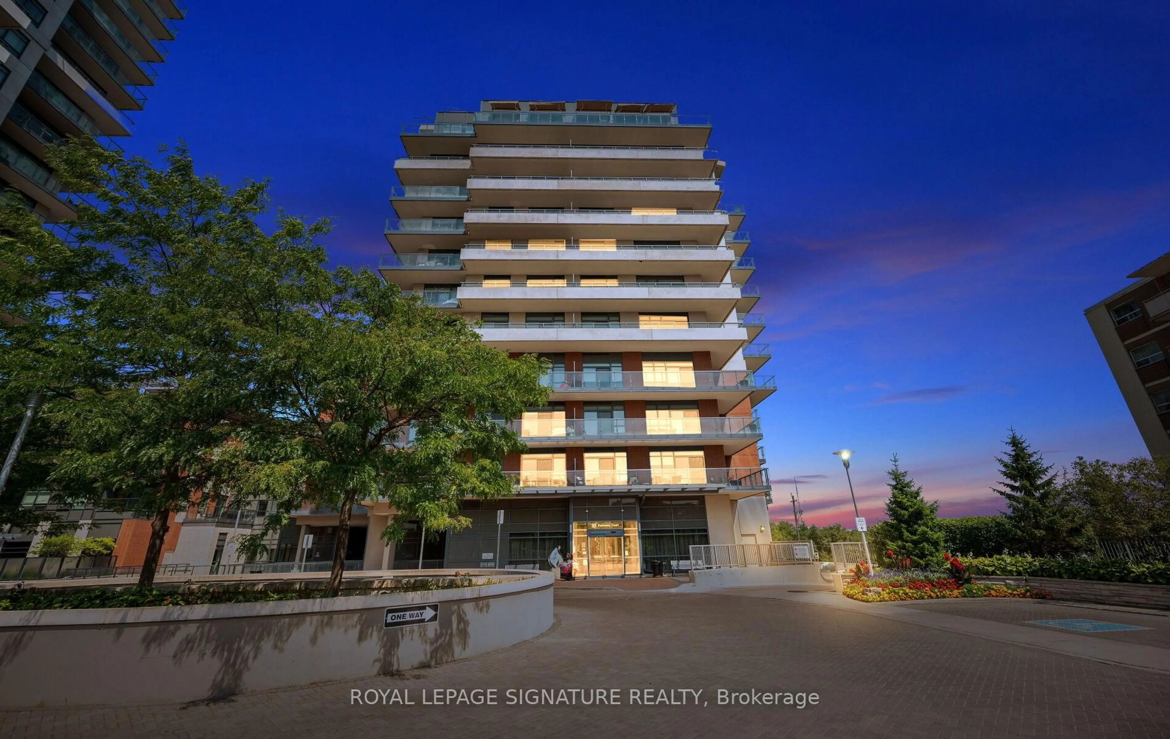 Unknown for 35 Fontenay Crt #807, Toronto Ontario M9A 0C4