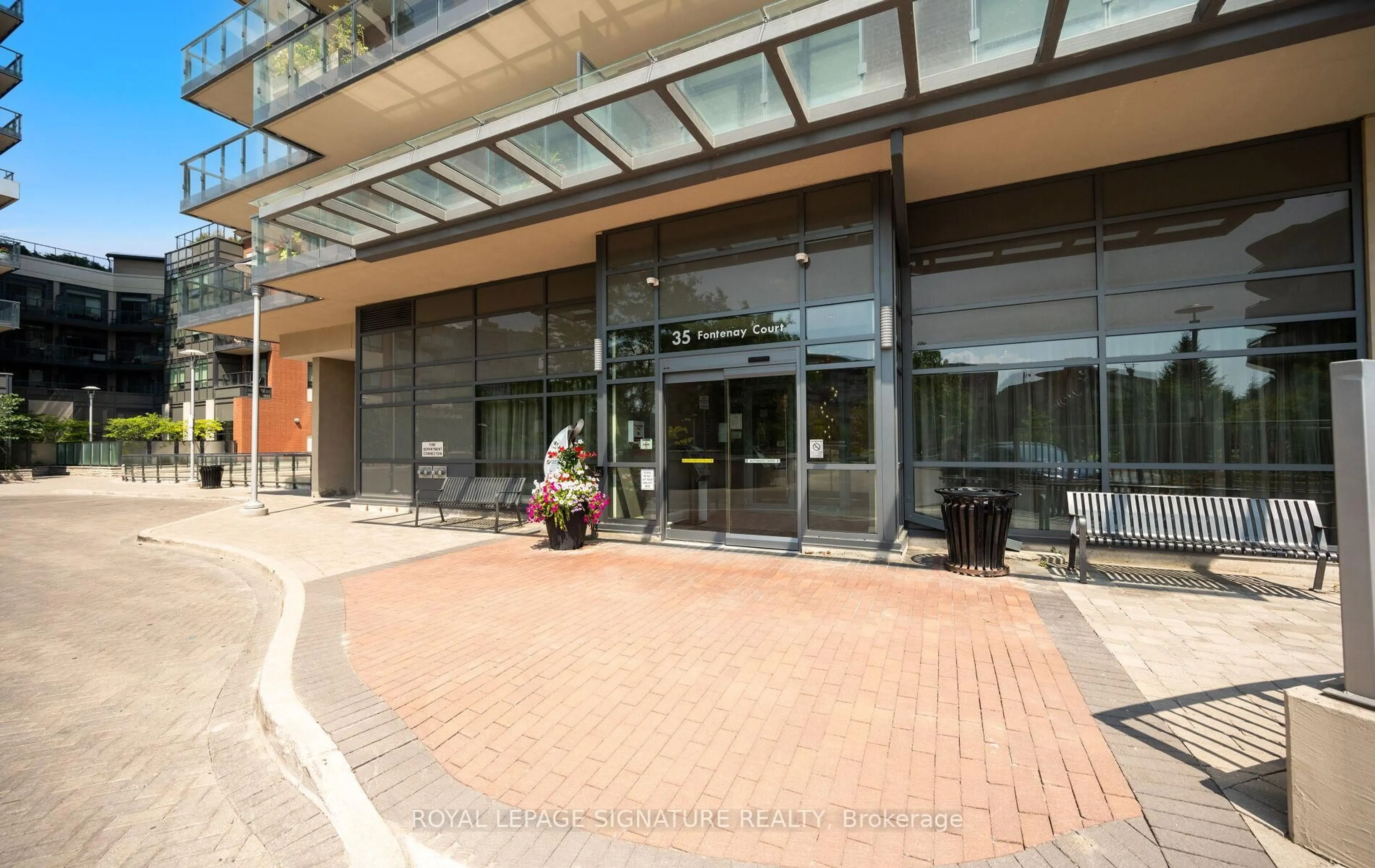 Unknown for 35 Fontenay Crt #807, Toronto Ontario M9A 0C4