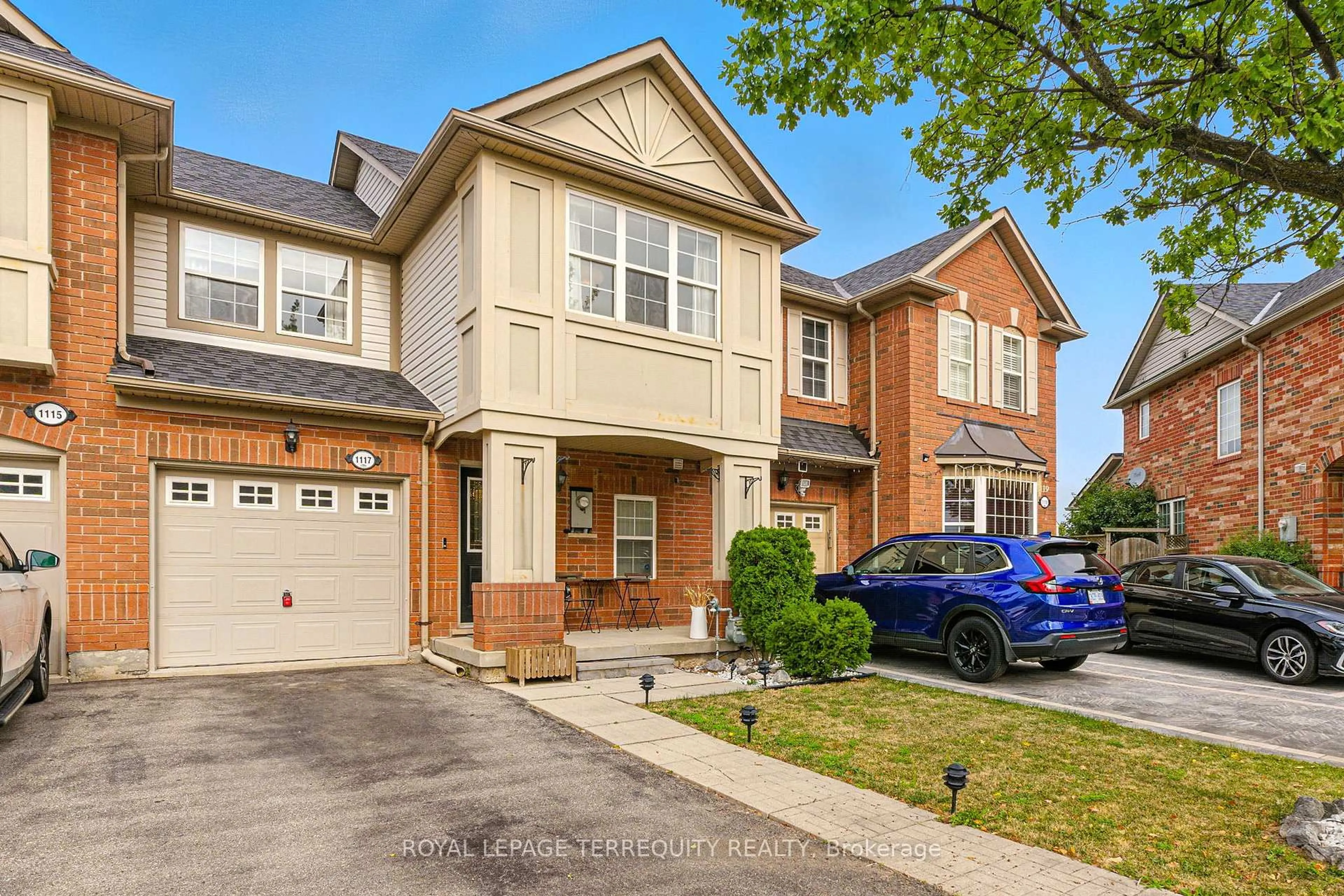 Home with brick exterior material, street for 1117 Riddell Cres, Milton Ontario L9T 6Y2