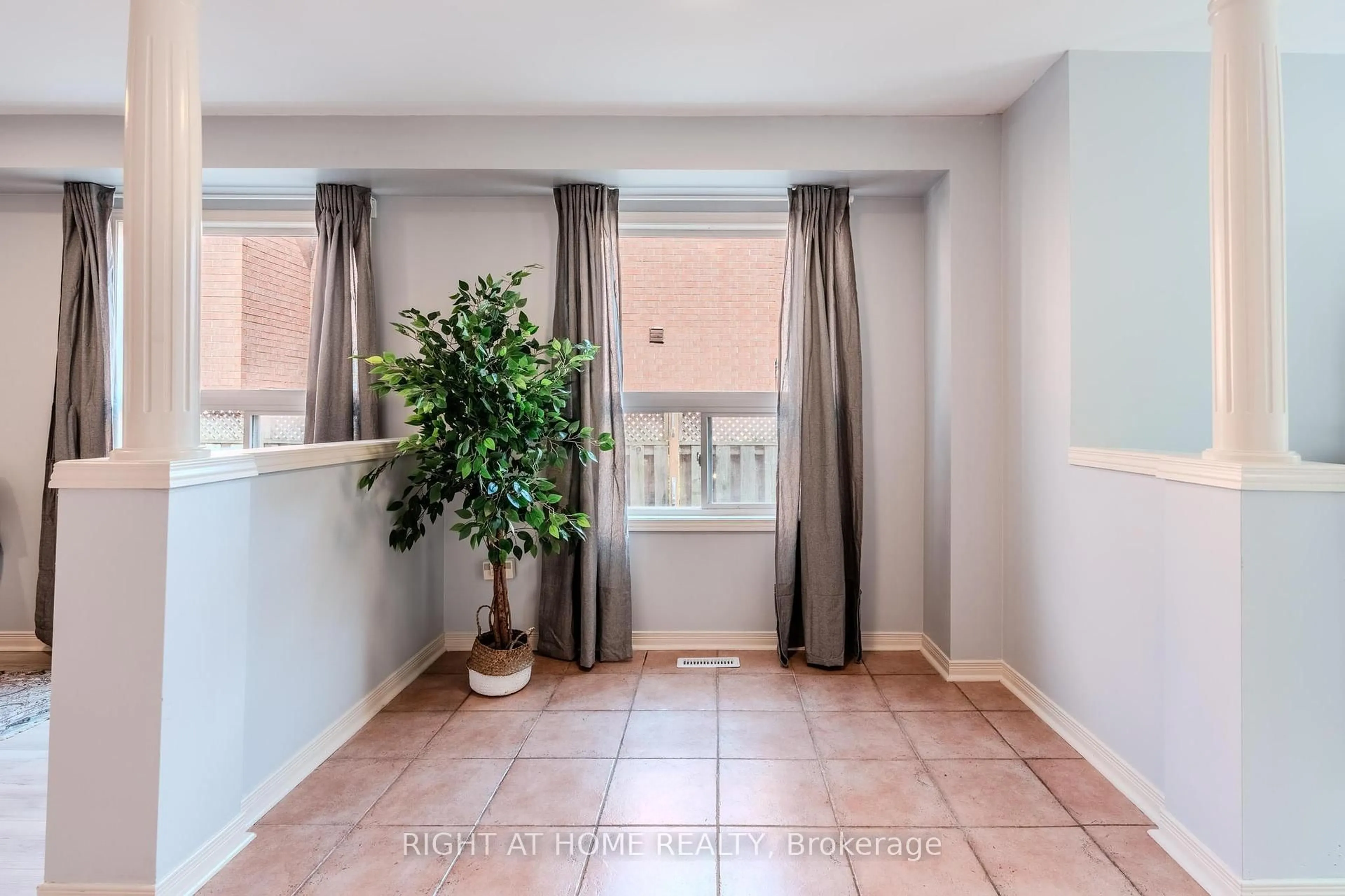 Unknown for 2463 Lazio Lane, Oakville Ontario L6M 4P7