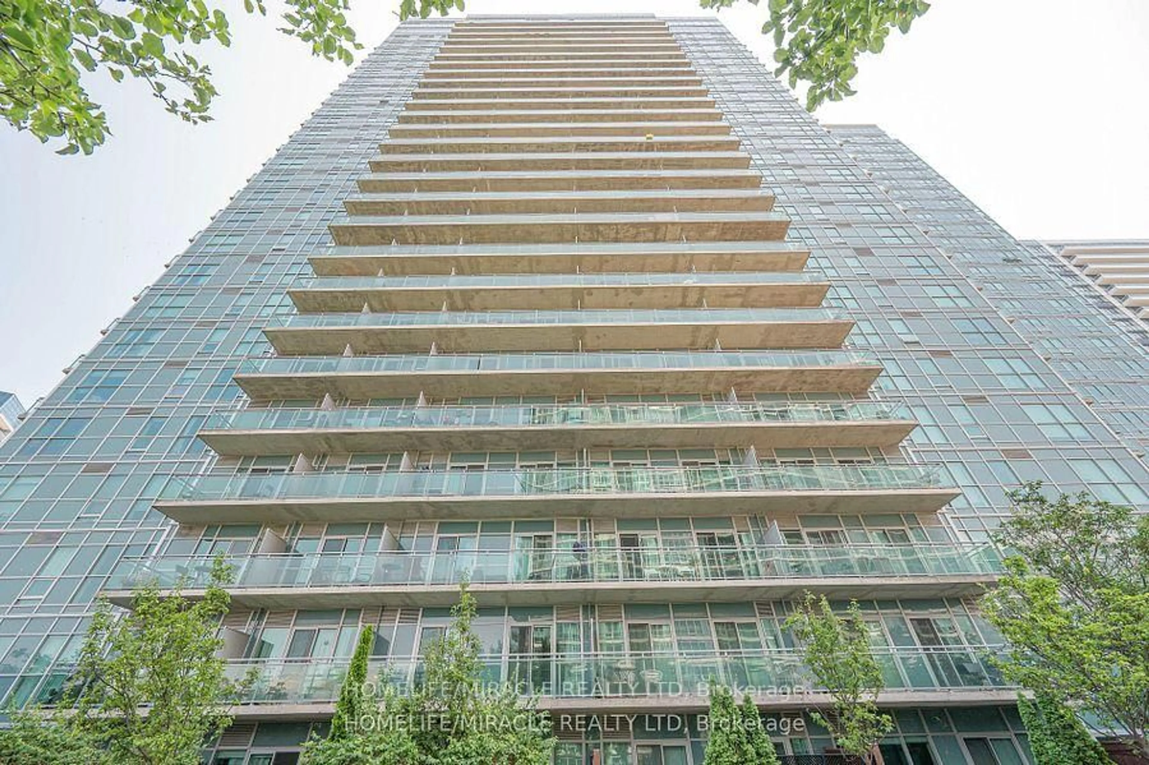 Patio, building for 155 Legion Rd #1401, Toronto Ontario M8Y 0A7