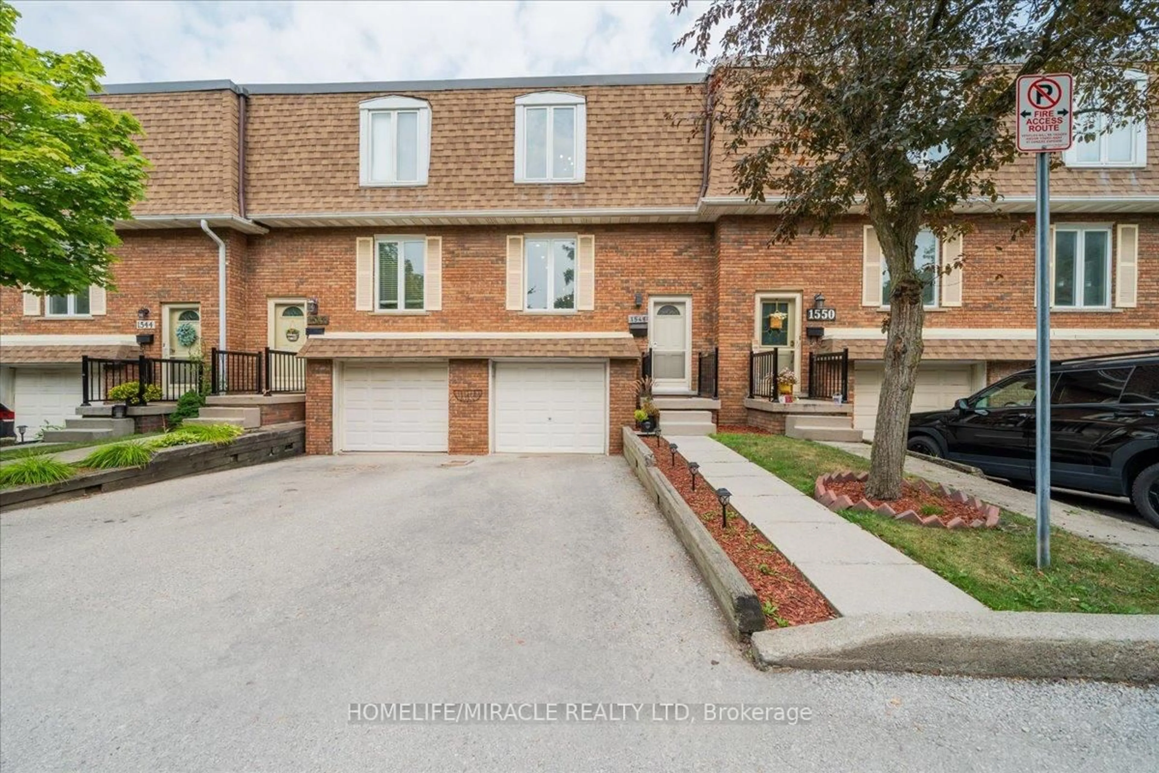 Home with brick exterior material, street for 1548 Westminster Pl, Burlington Ontario L7P 2B5