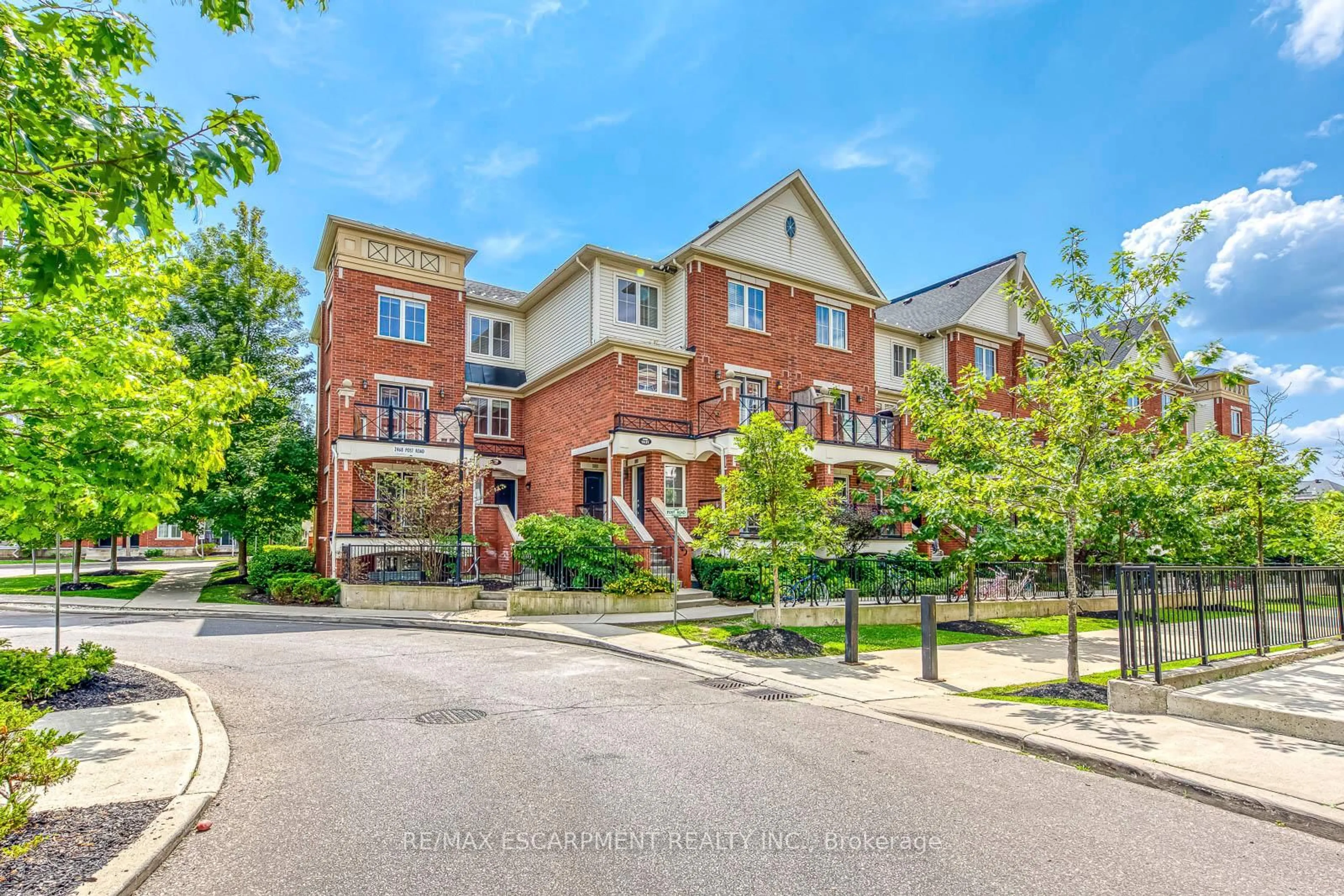 Home with brick exterior material, street for 2468 Post Rd #22, Oakville Ontario L6H 0J2