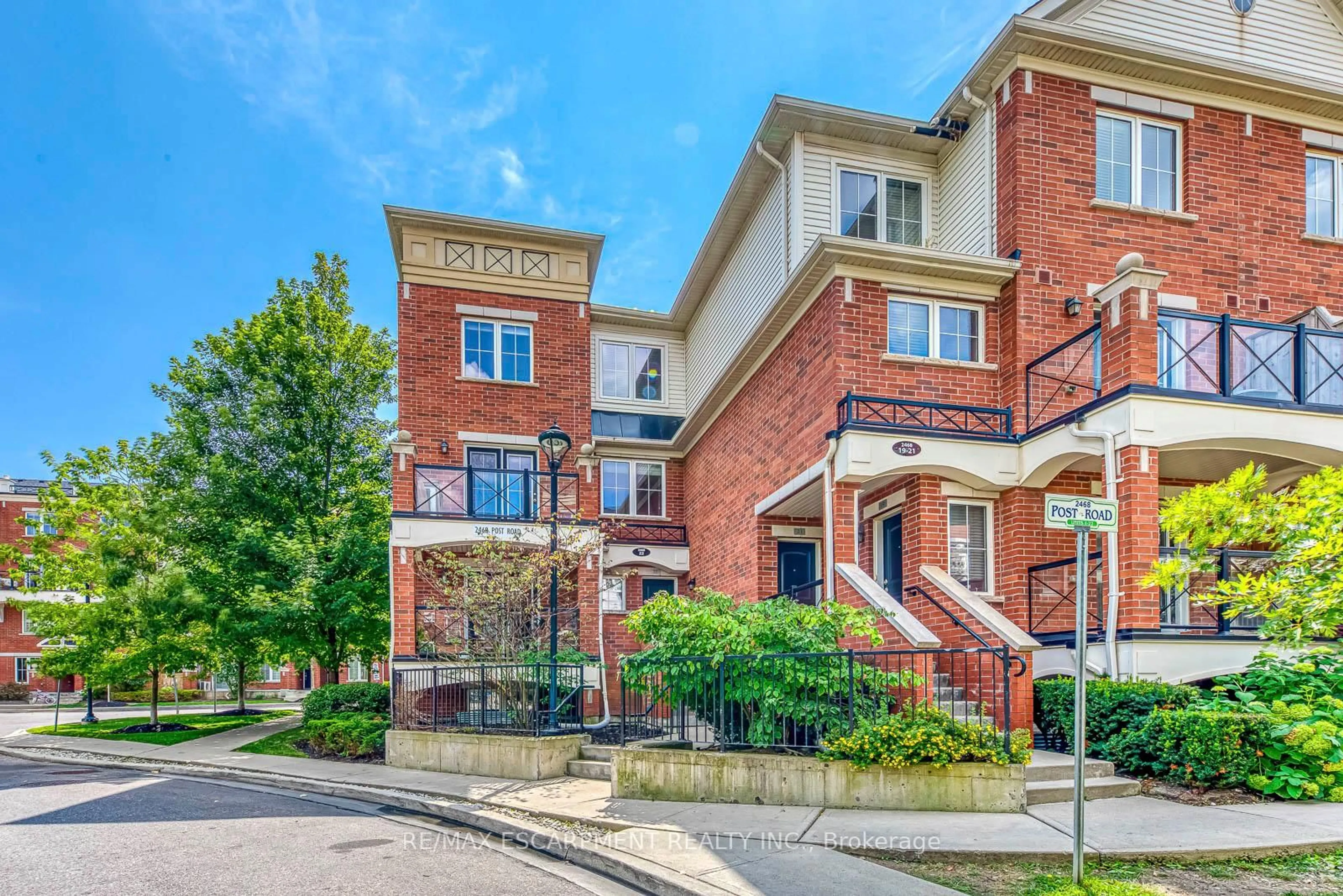 Home with brick exterior material, street for 2468 Post Rd #22, Oakville Ontario L6H 0J2