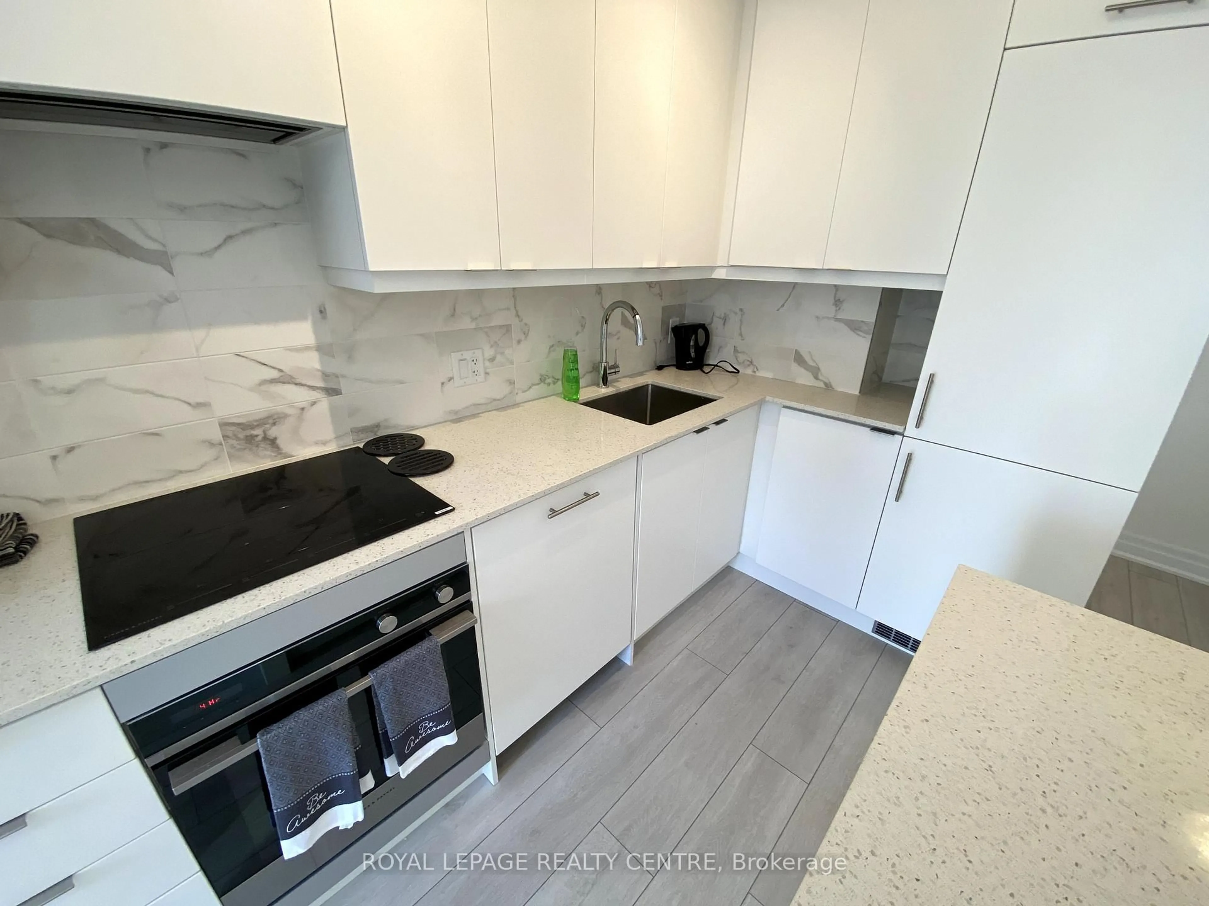 Unknown for 30 Elm Dr #1211, Mississauga Ontario L5B 0N6