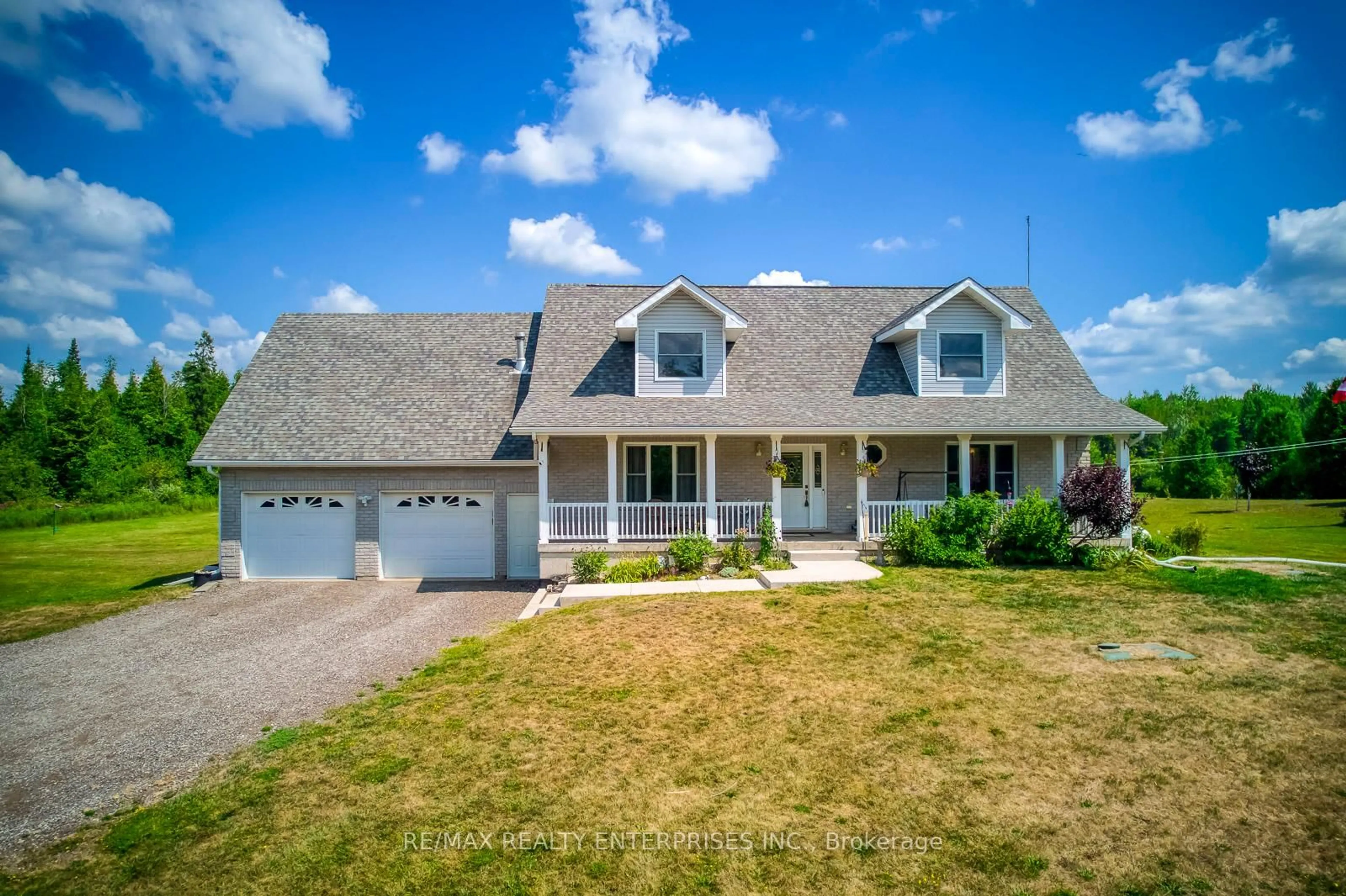A pic from outside/outdoor area/front of a property/back of a property/a pic from drone, unknown for 18681 Horseshoe Hill Rd, Caledon Ontario L7K 2B9