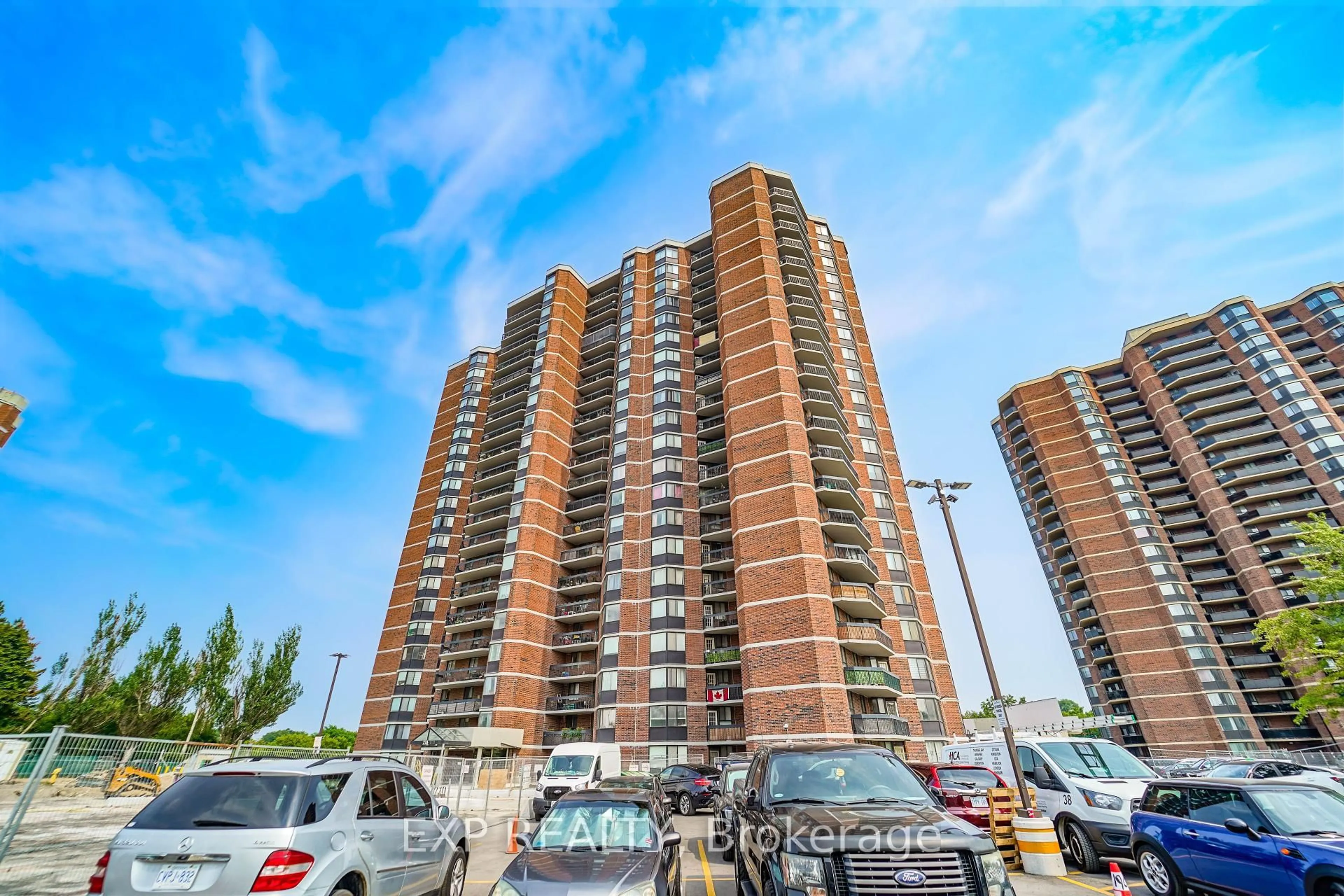 Unknown for 236 Albion Rd #901, Toronto Ontario M9W 6A6