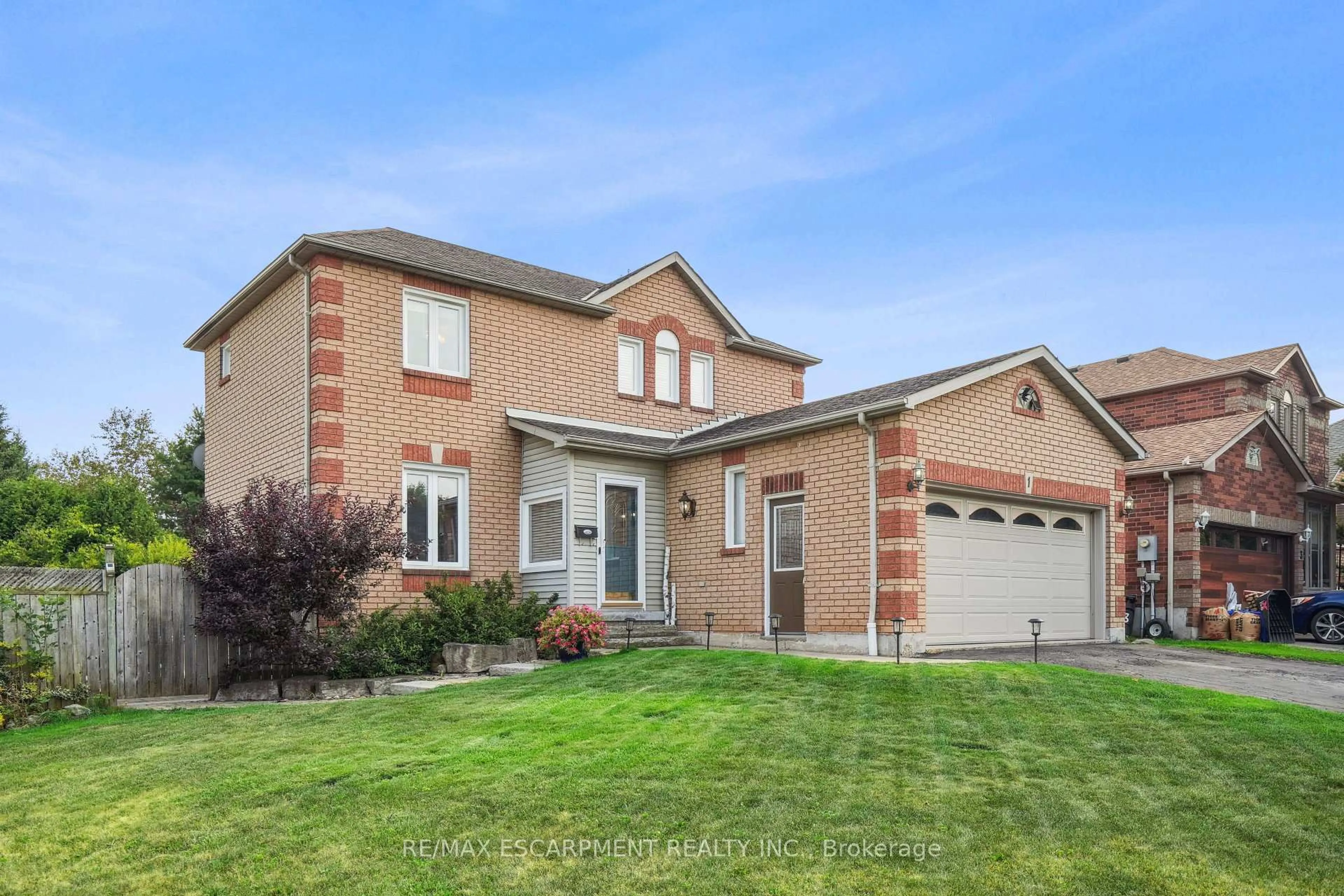 Home with brick exterior material, street for 1 Birchway Pl, Halton Hills Ontario L7J 2X4