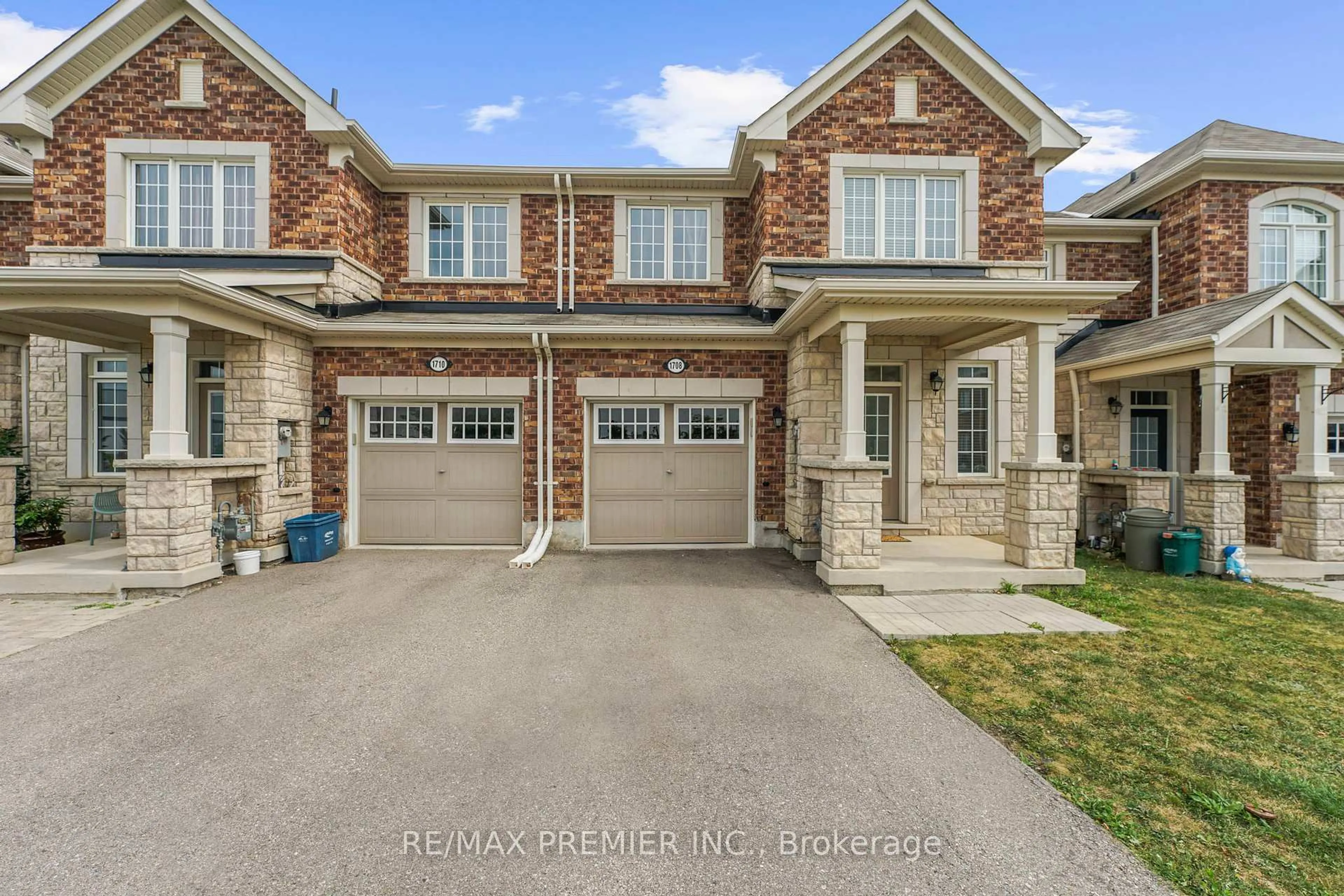 Home with brick exterior material, street for 1708 Copeland Circ, Milton Ontario L9T 8X8