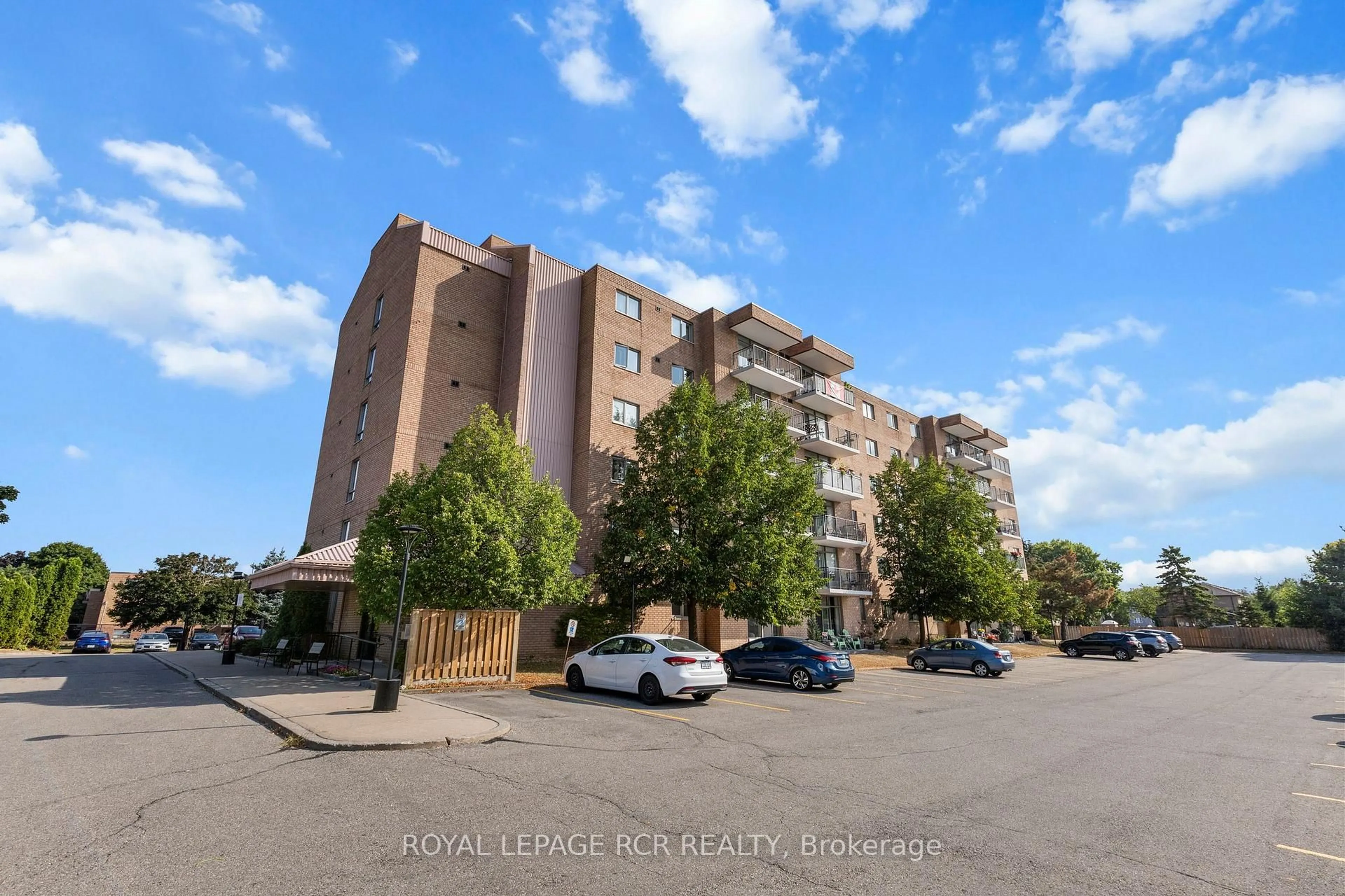 Unknown for 16 Fourth St #12, Orangeville Ontario L9W 4N7