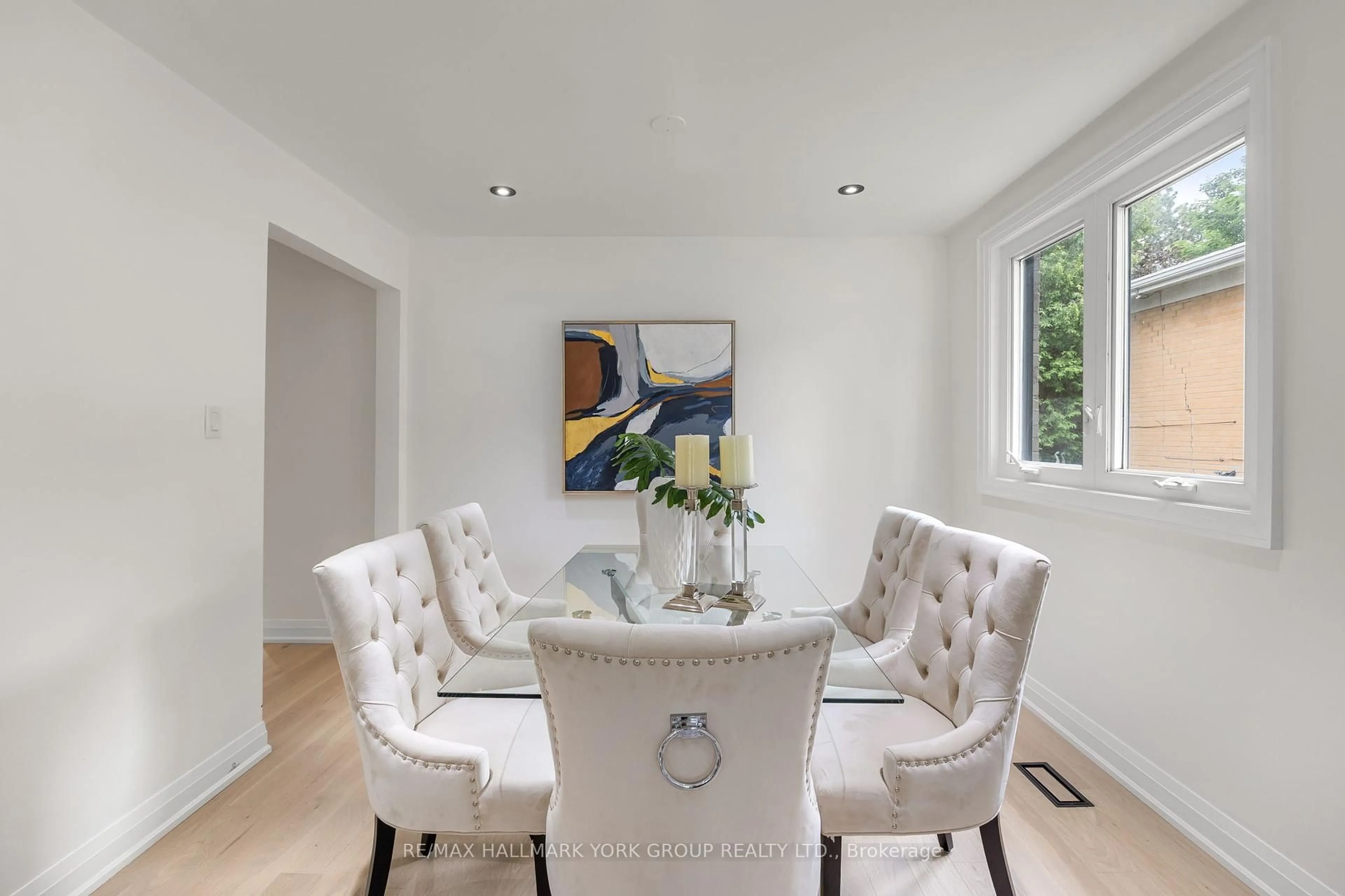 Dining room, unknown for 16 Florida Cres, Toronto Ontario M9M 1P5