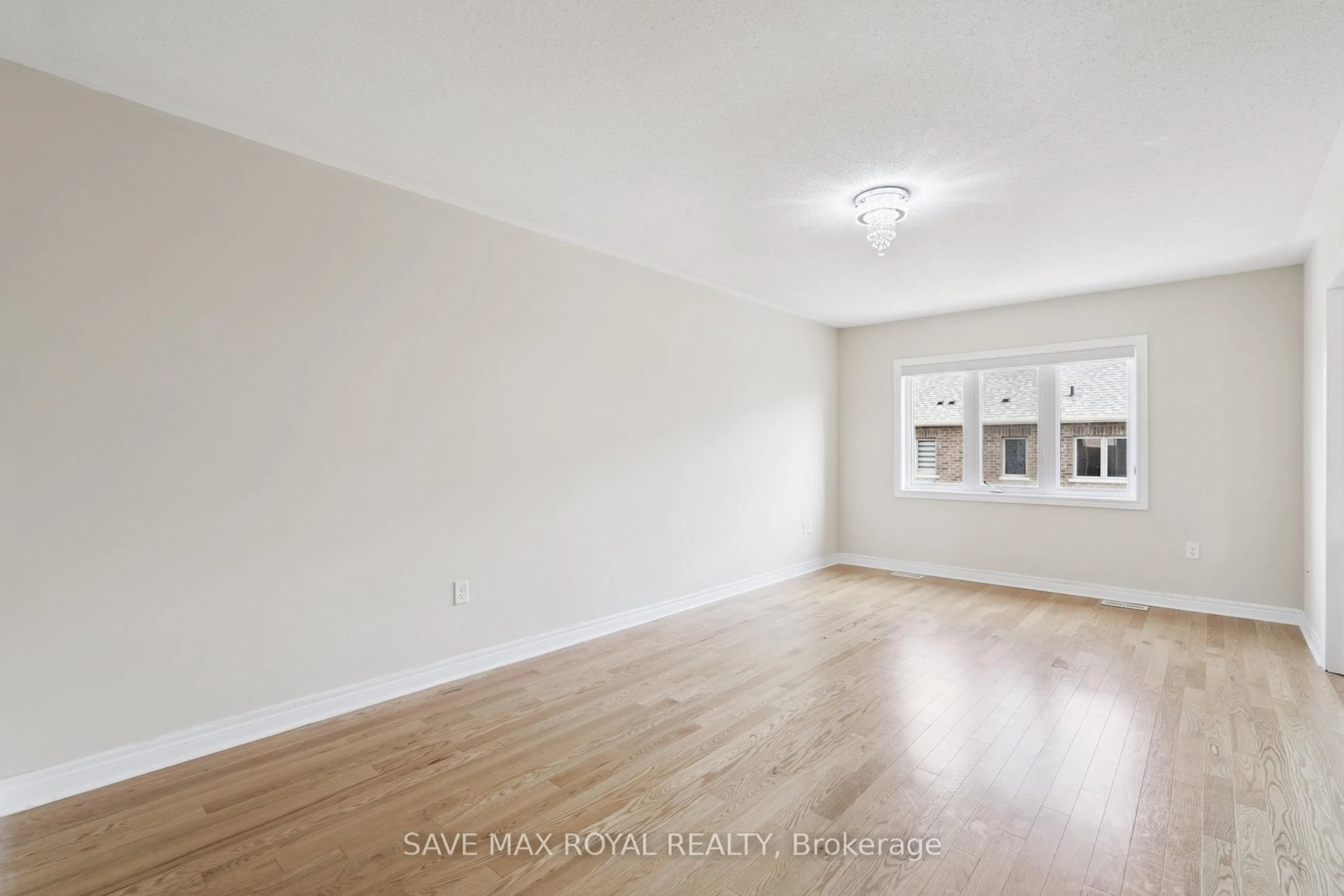 A pic of a room for 17 Fann Dr, Brampton Ontario L7A 4L4