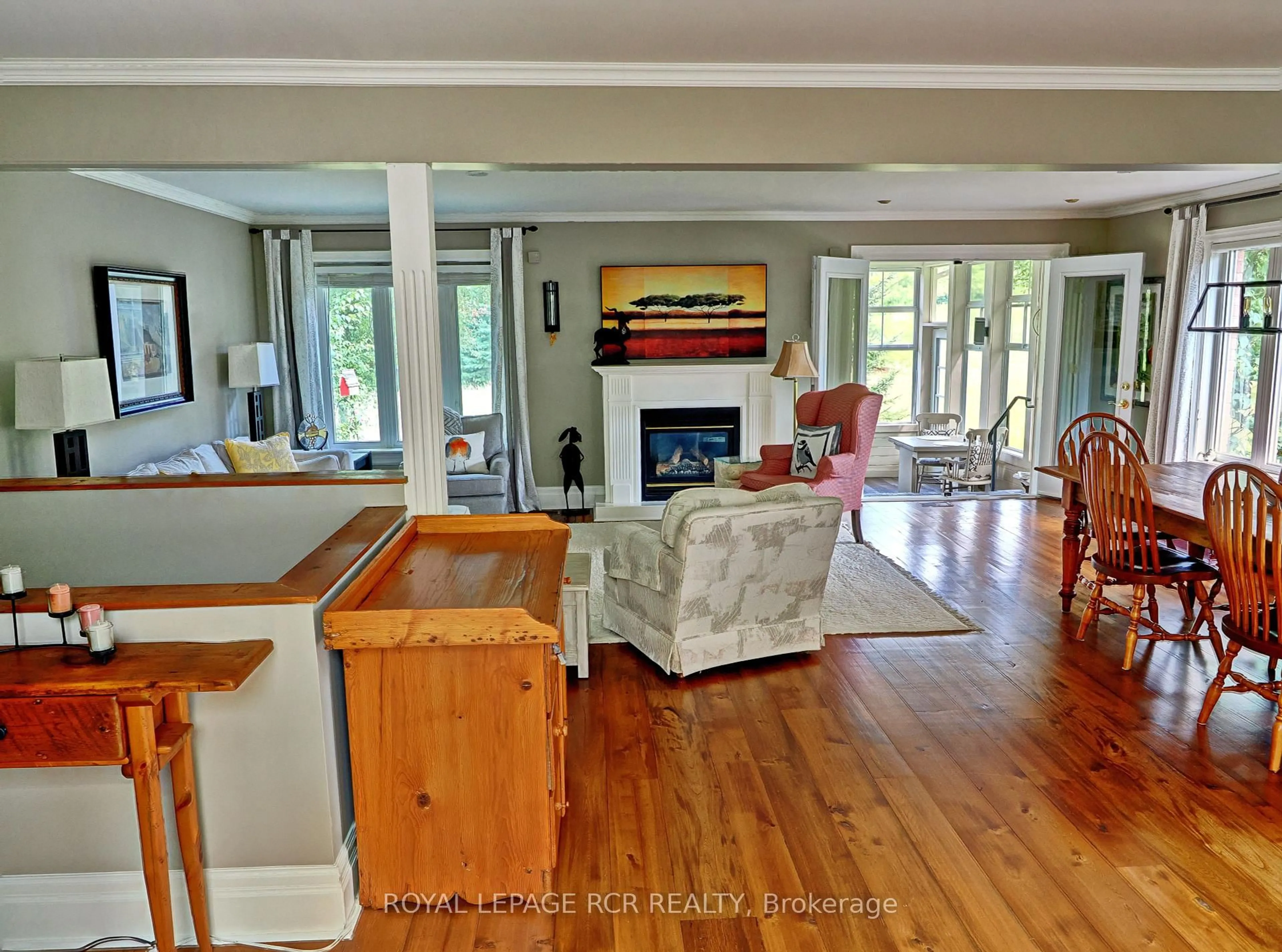 Open concept kitchen, unknown for 28 Reddington Dr #2, Caledon Ontario L7E 0E4